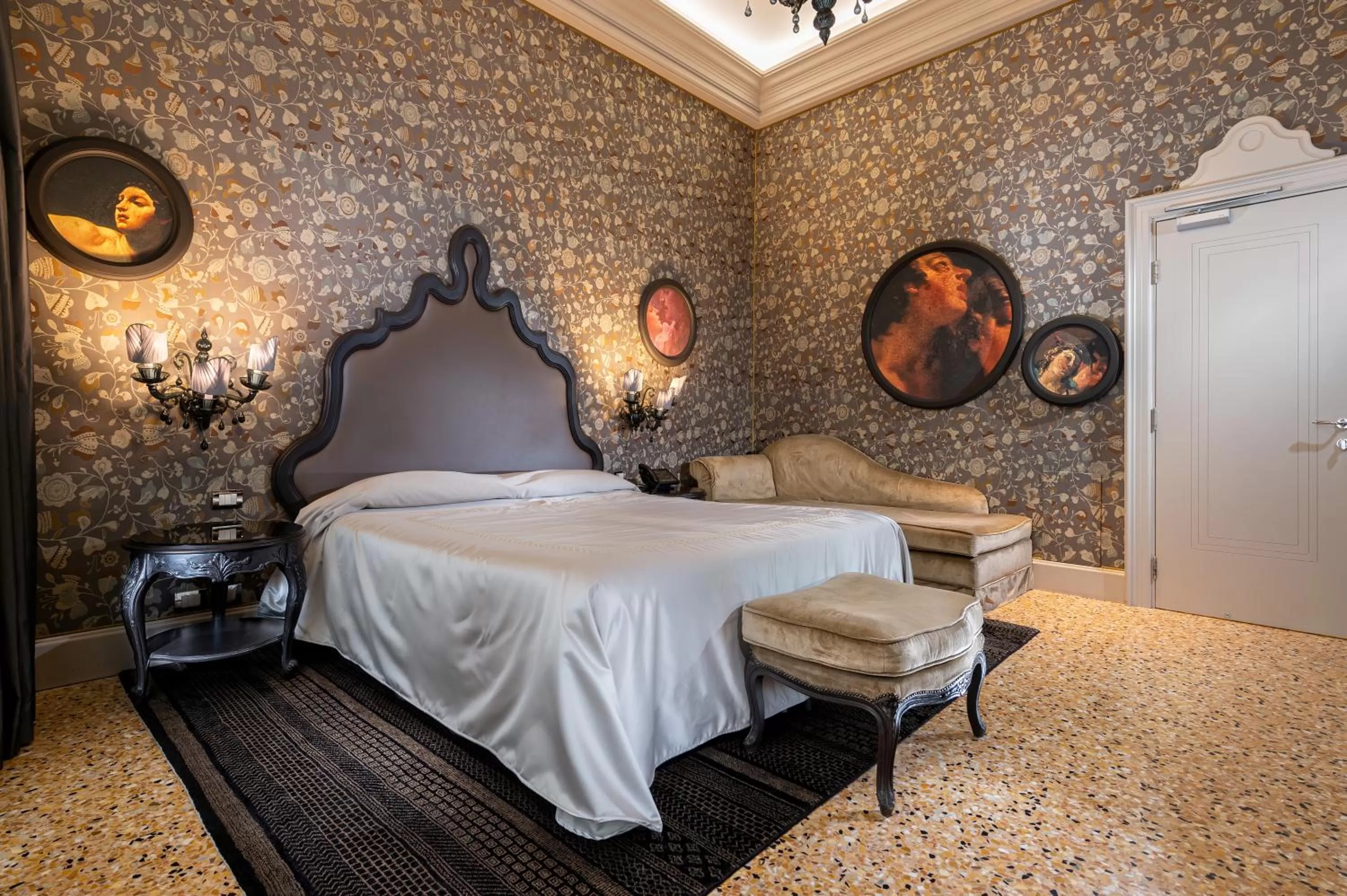 Bed in Hotel Palazzetto Madonna