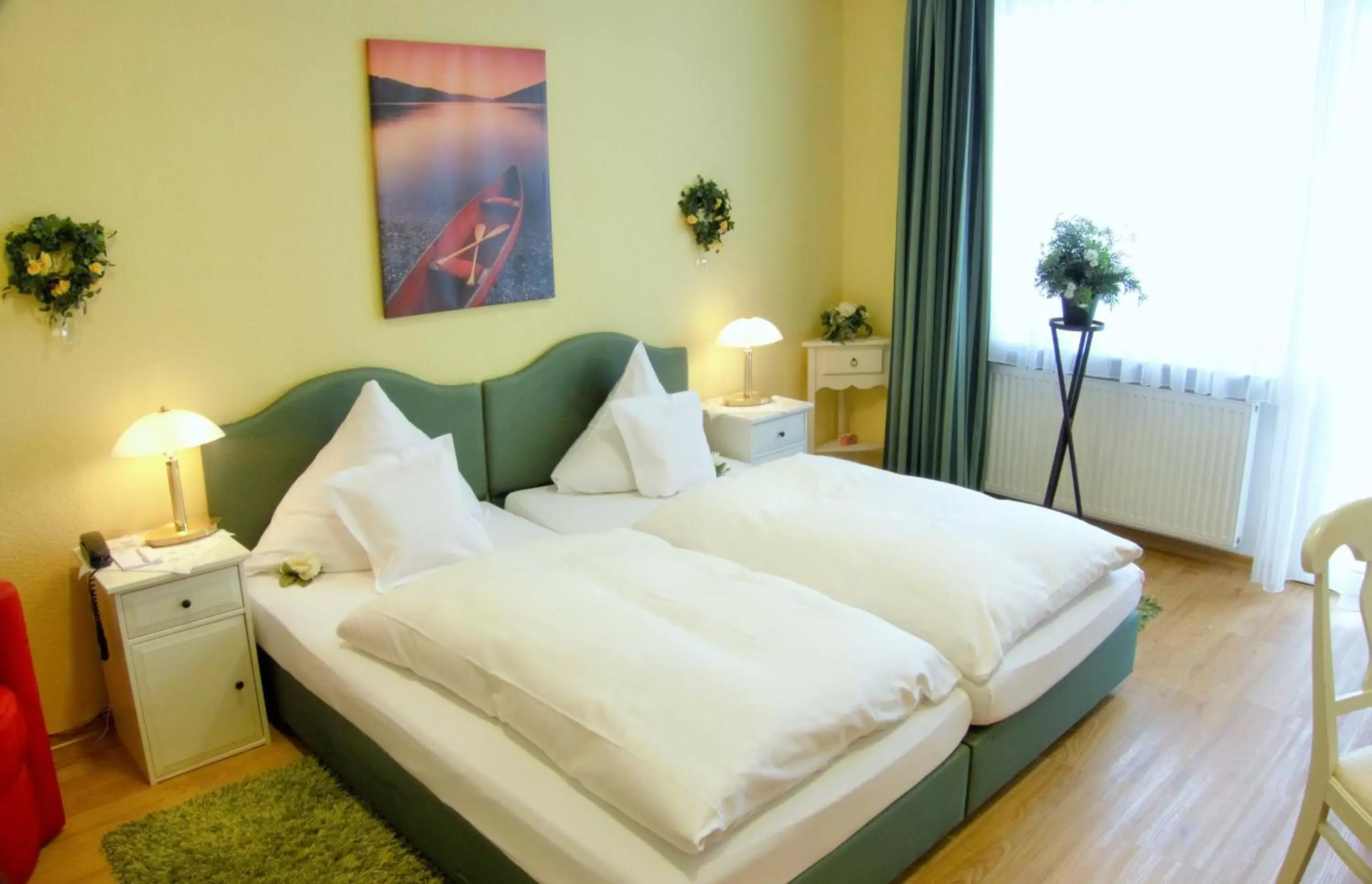 Twin Room in Hotel Alpha Twin Room in Hotel Alpha