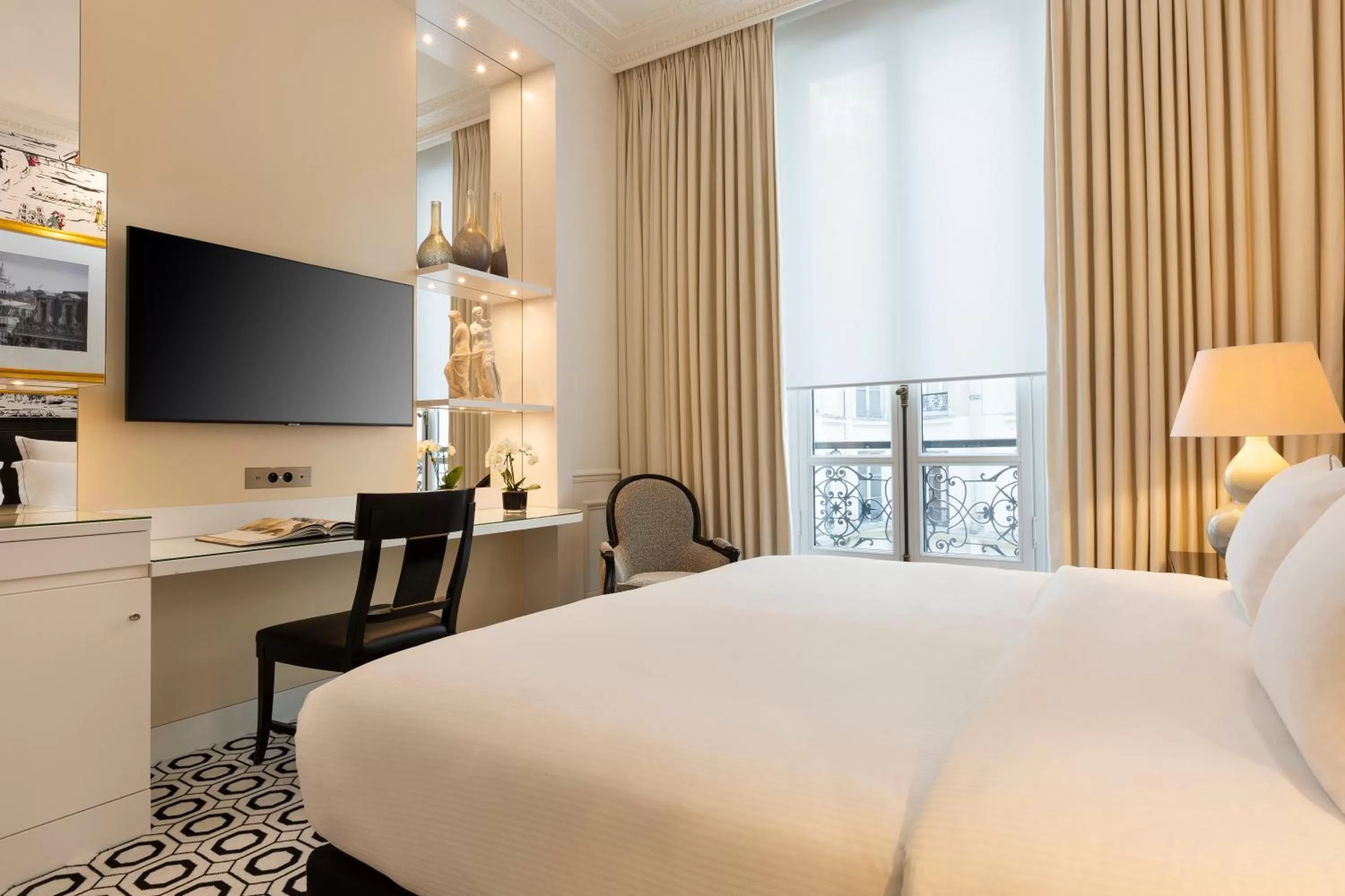 Bed in Hôtel Keppler