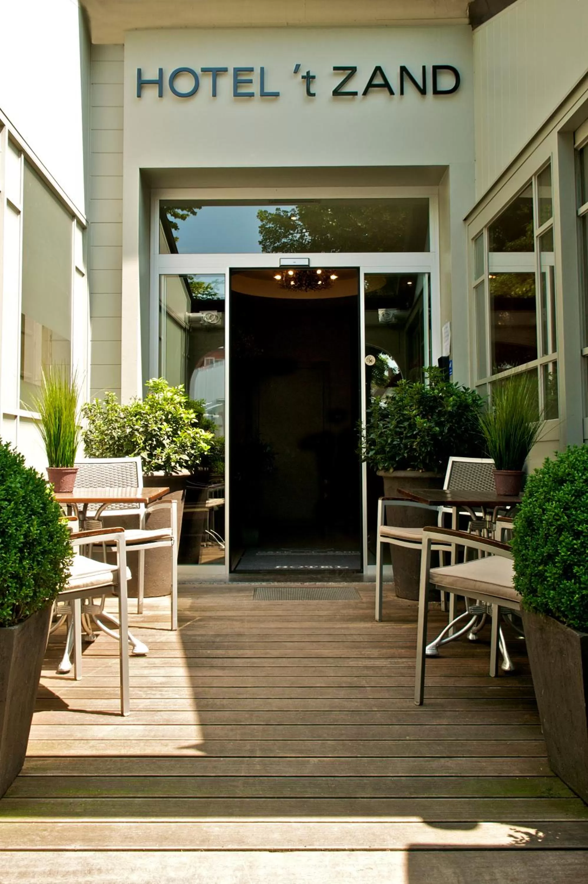 Patio in Hotel Bliss