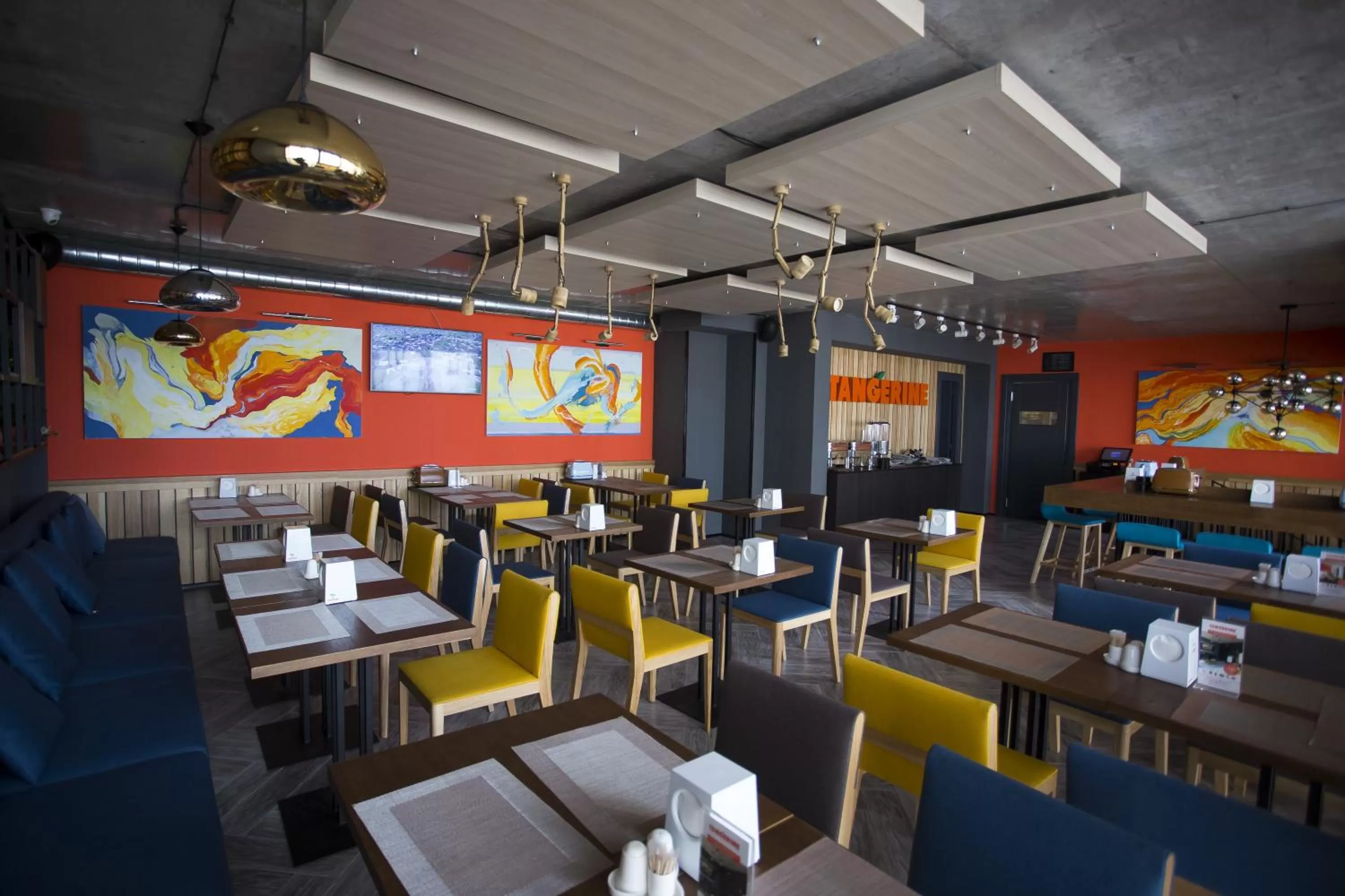 Restaurant/places to eat in Aparthotel Tangerine