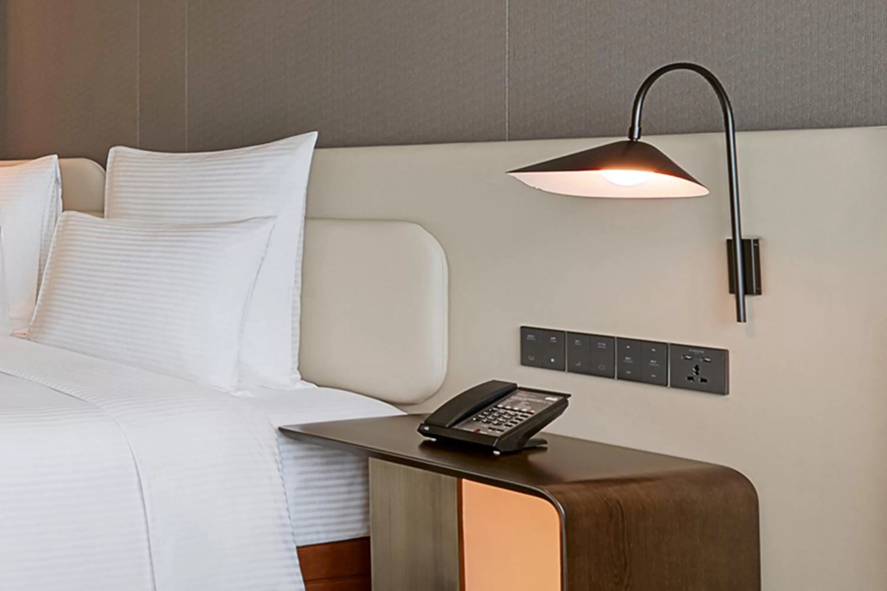 Decorative detail, Bed in Pullman Shenzhen North