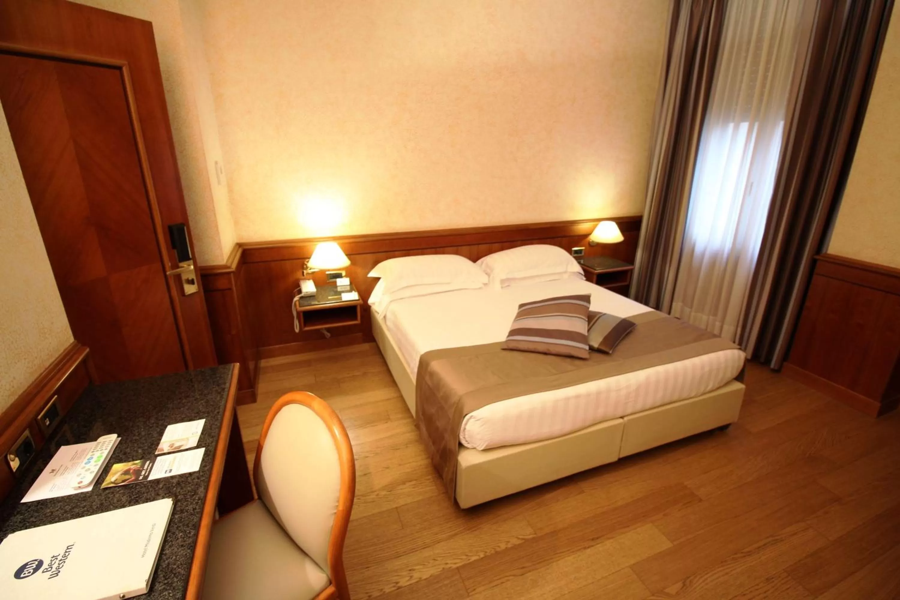 Bedroom, Bed in Best Western Hotel Moderno Verdi