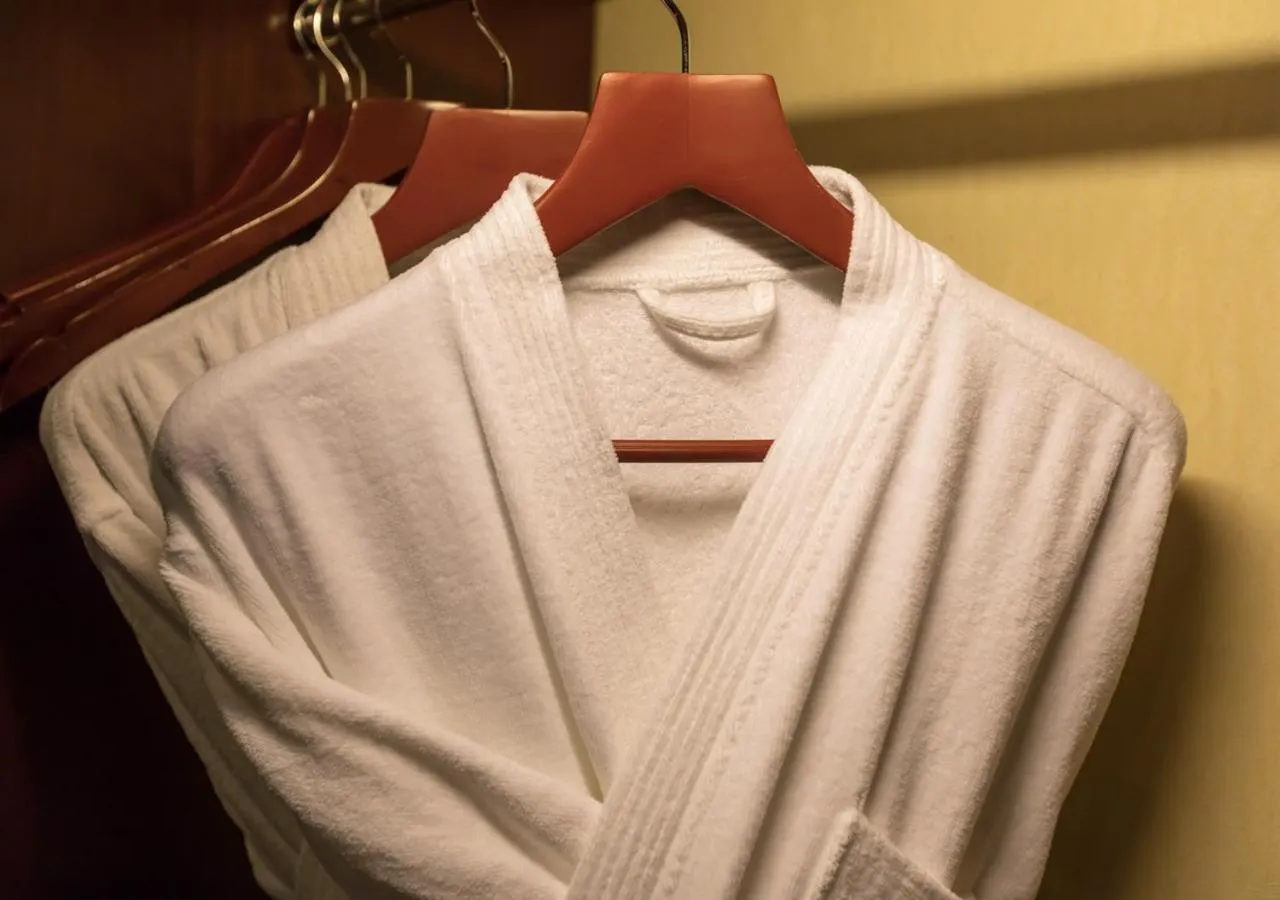 wardrobe in Wyndham Shanghai Hongqiao