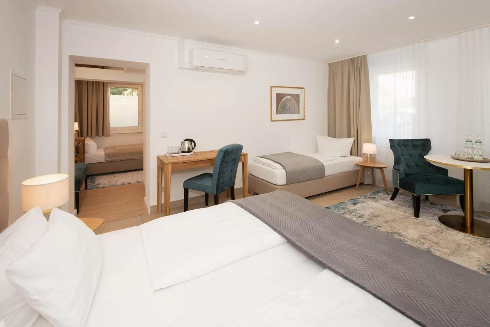 Photo of the whole room, Bed in Villa Antonia