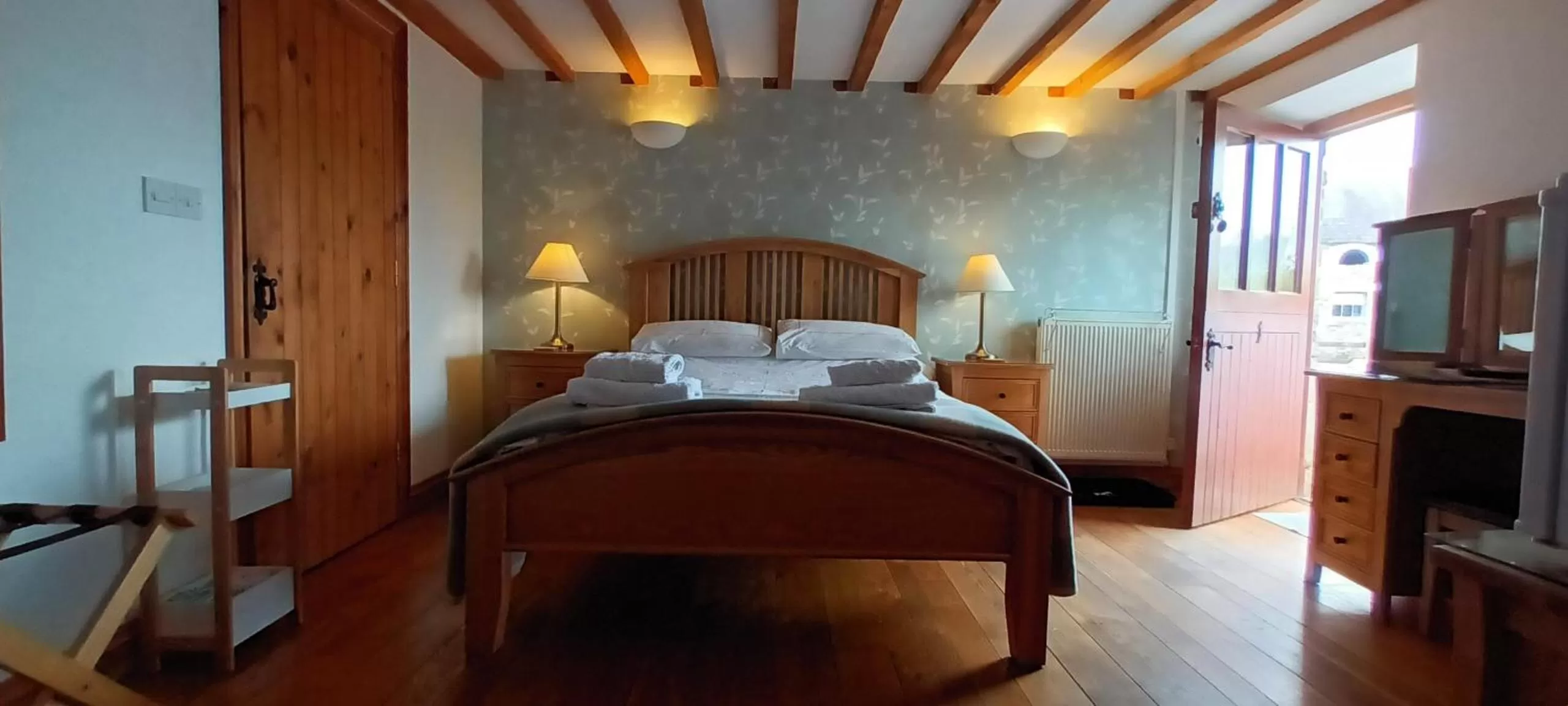 Double Room with Private Bathroom in Henllys Estate B and B