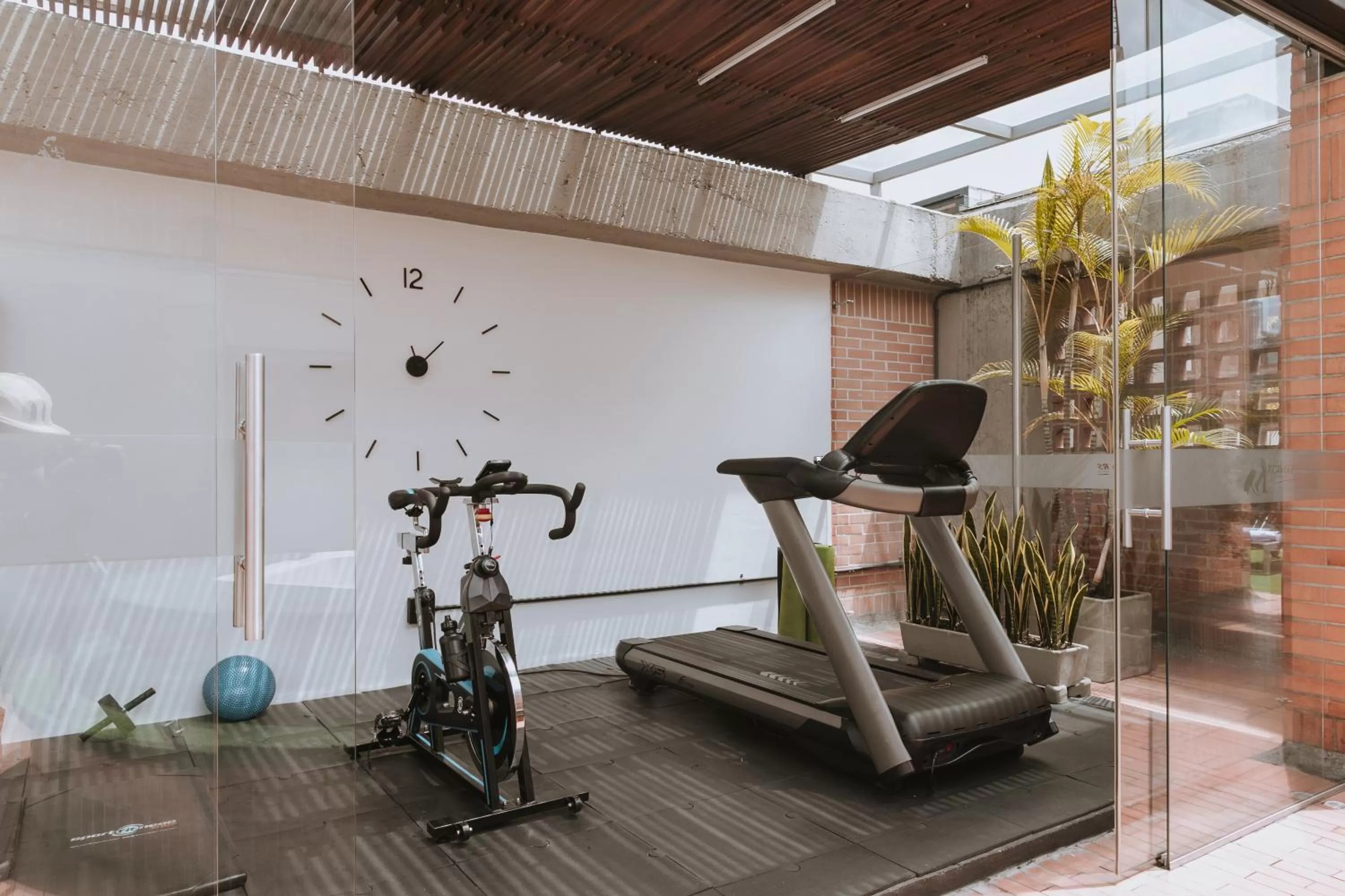 Fitness centre/facilities in Travelers Orange Suites
