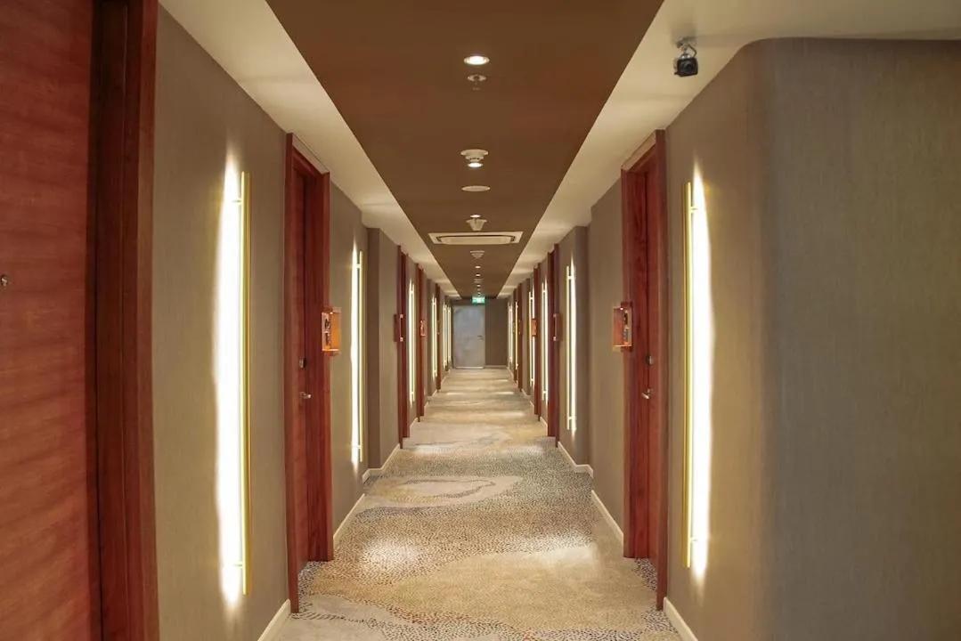 JS Luwansa Hotel & Convention Center