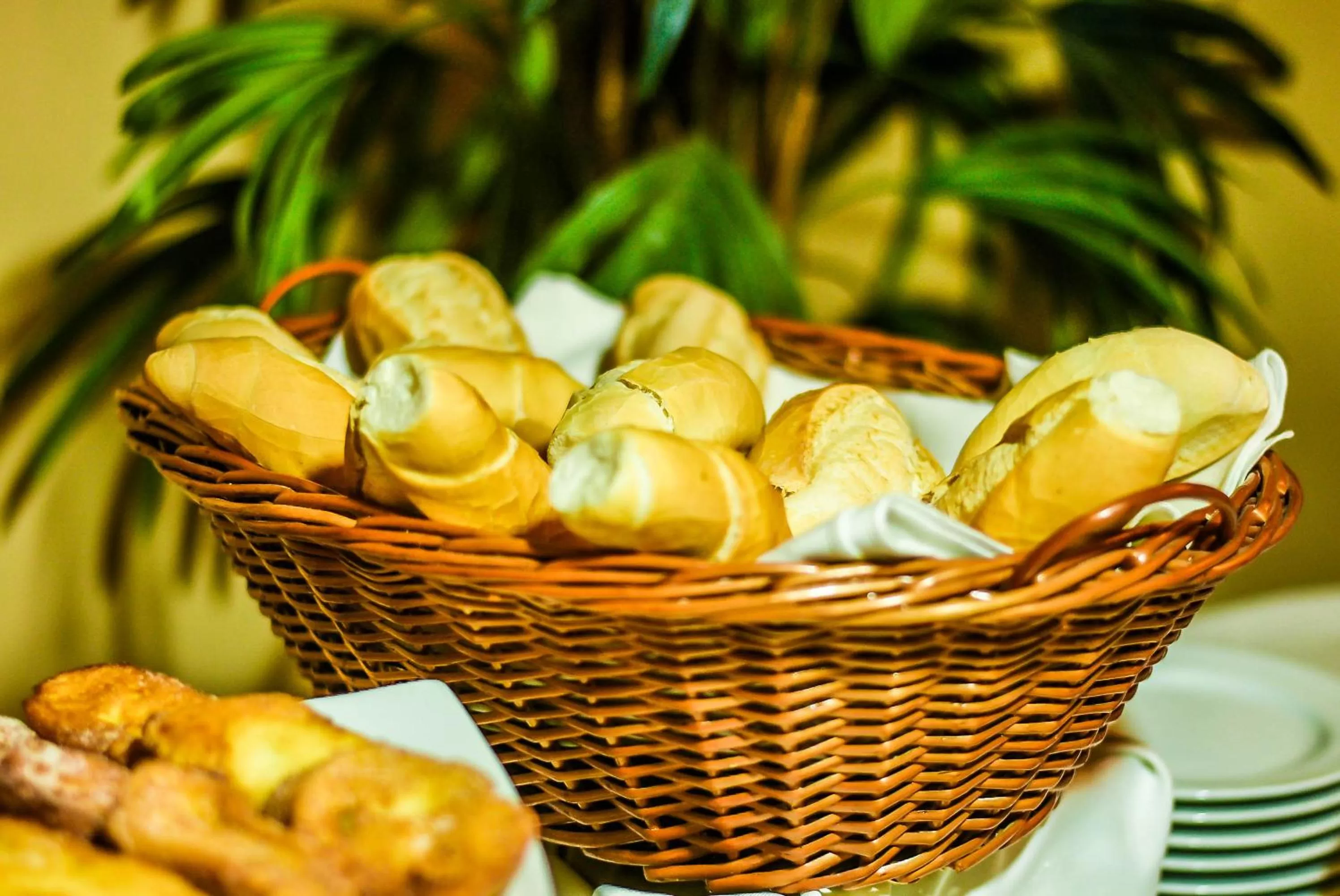 Buffet breakfast in Mont Blanc Apart Hotel Nova Iguaçu