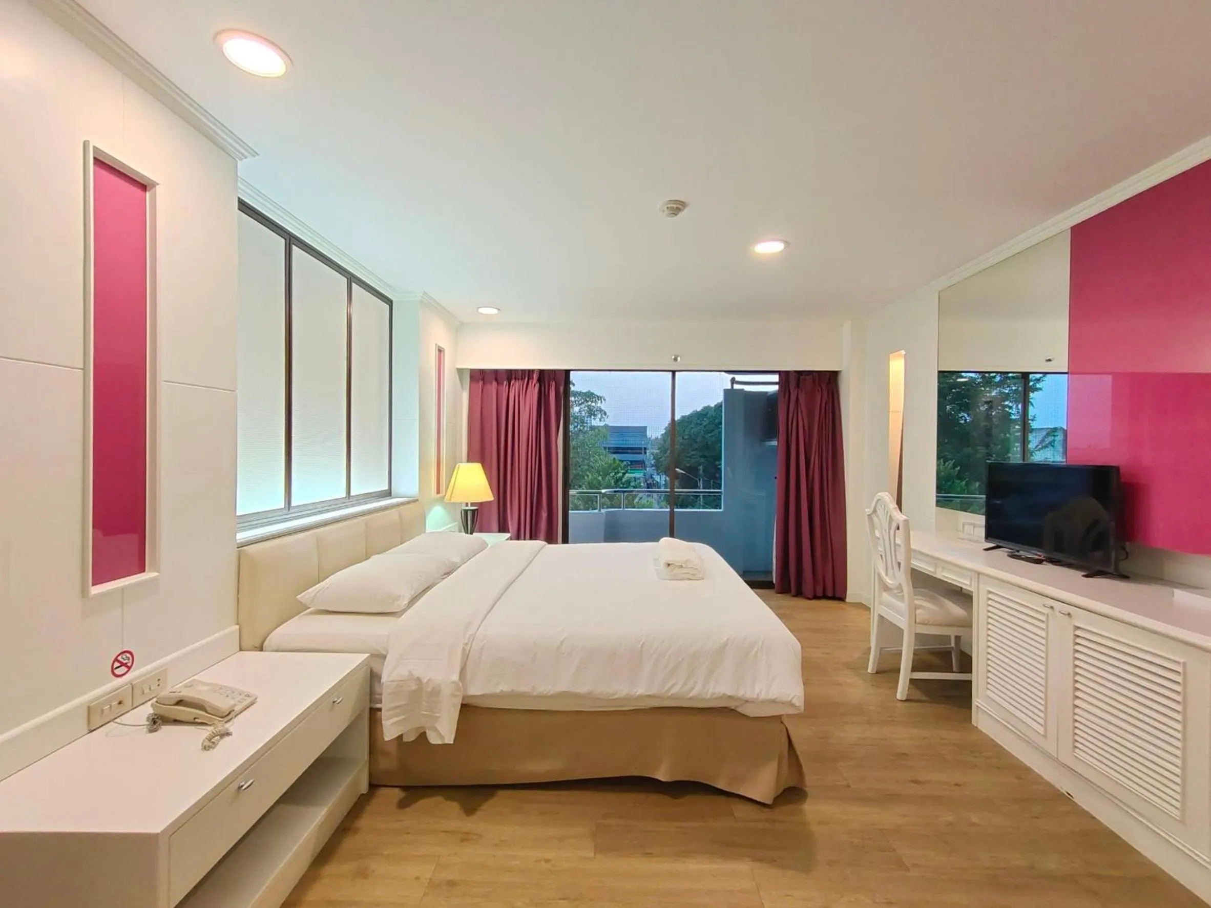 Bed in Ebina House - SHA Extra Plus