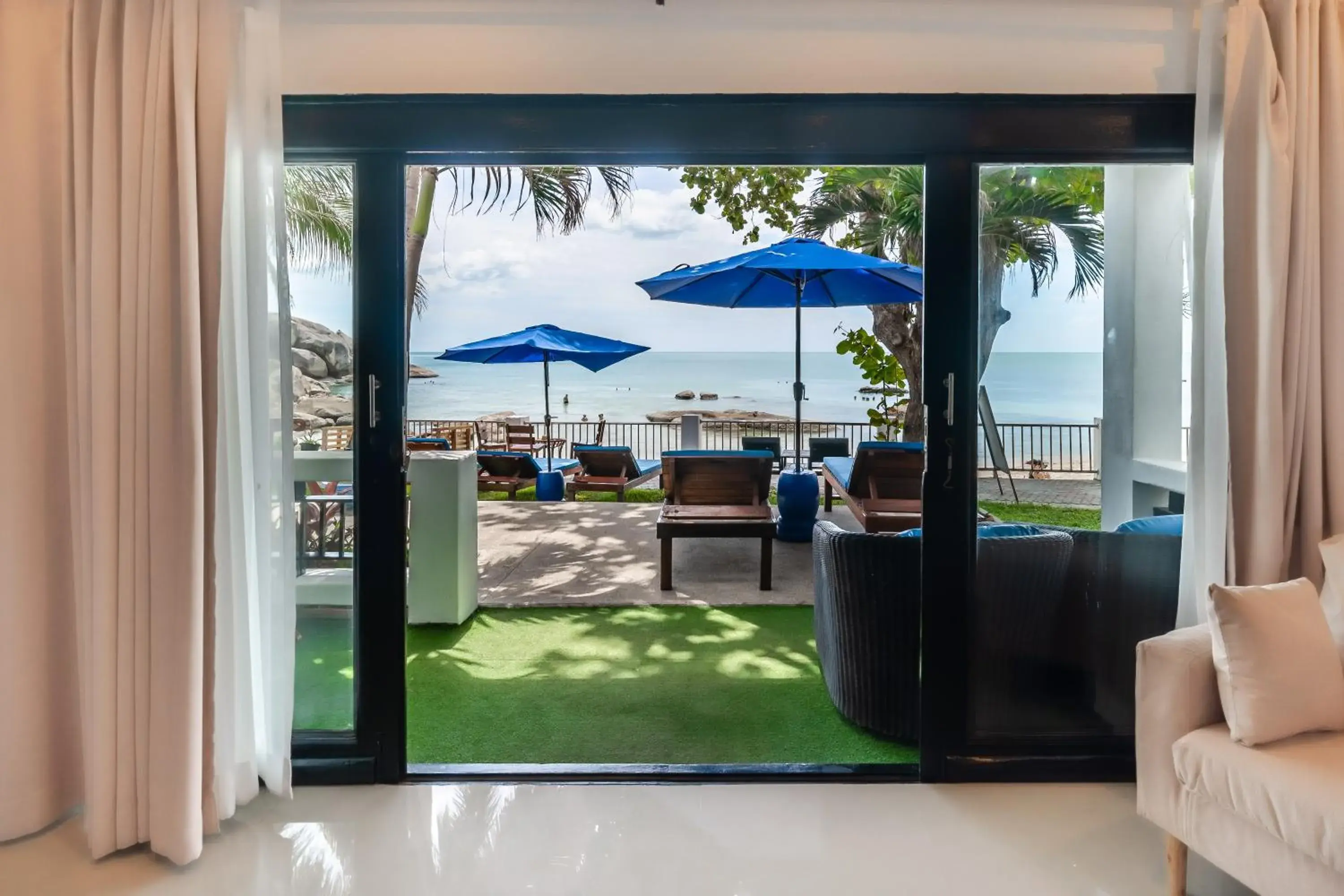 Deluxe Double Room - Beach Front in Crystal Bay Beach Resort Deluxe Double Room - Beach Front in Crystal Bay Beach Resort