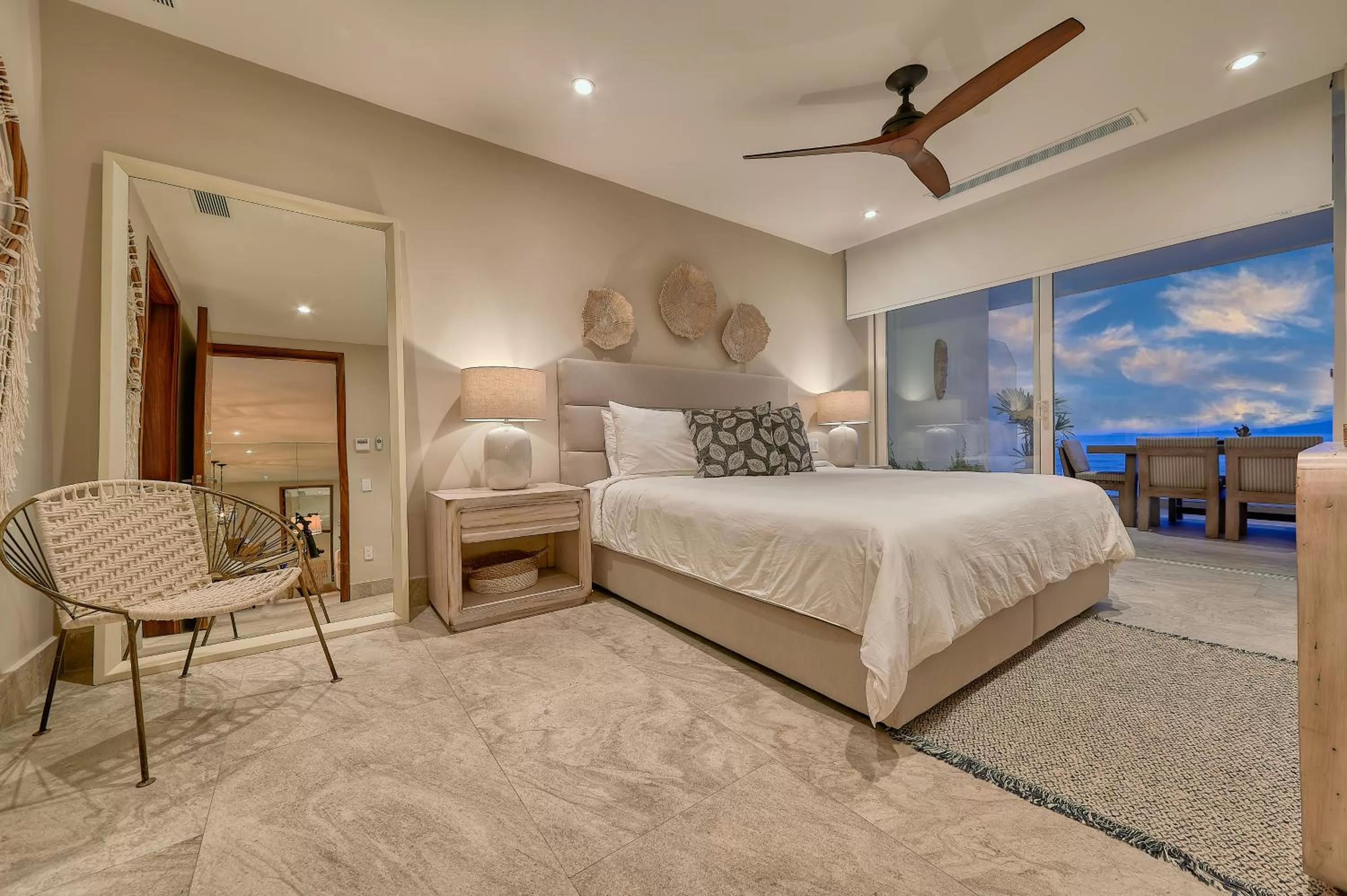 Photo of the whole room, Bed in Maxwell Residences at Indah