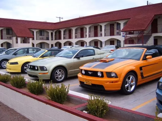 Facade/entrance in Travelodge by Wyndham Holbrook