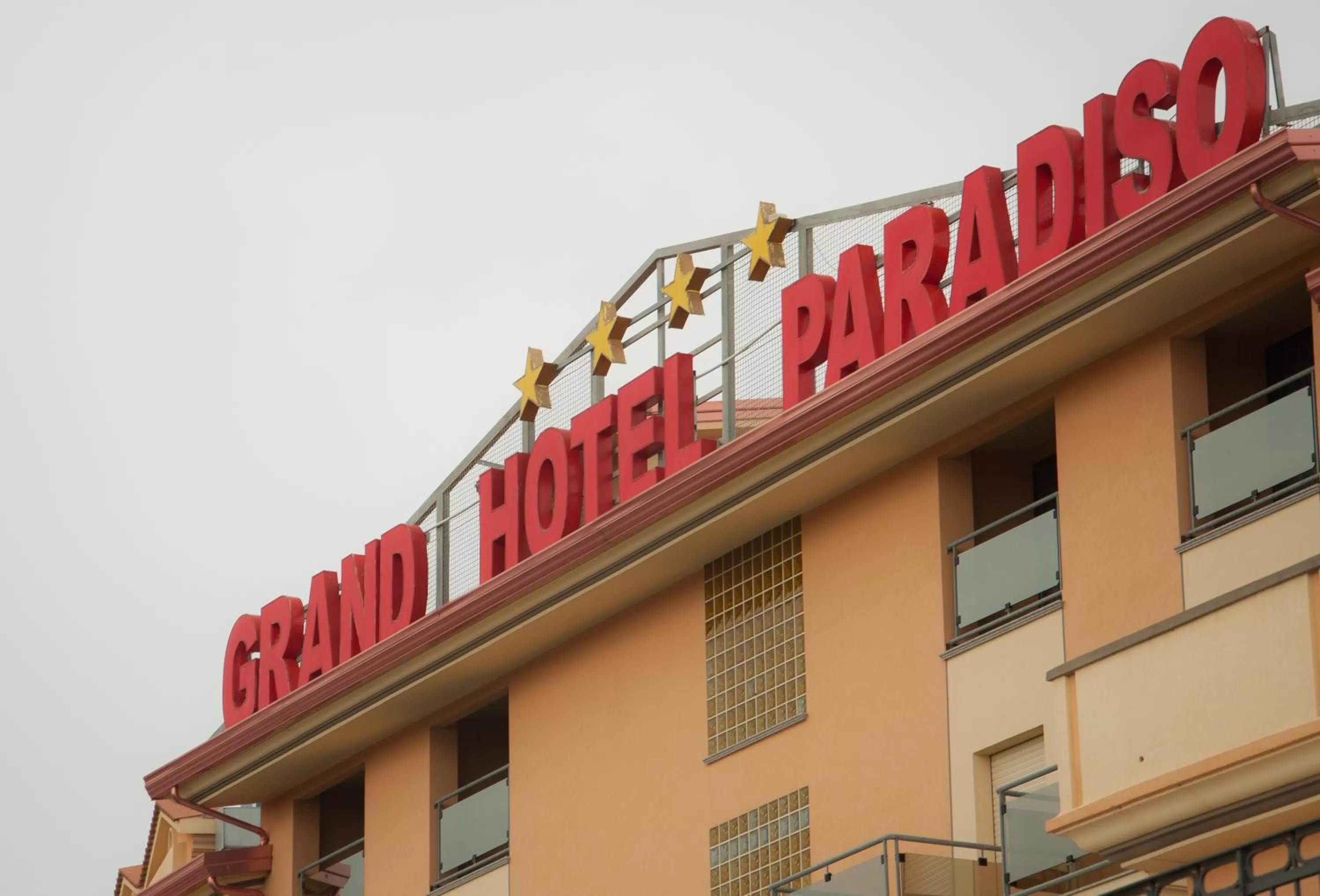 Area and facilities in Grand Hotel Paradiso