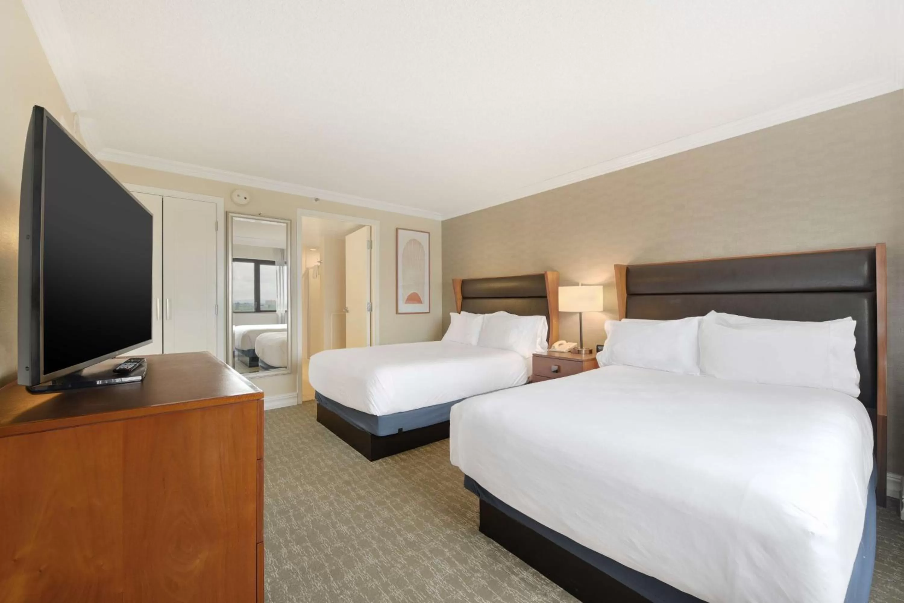 Bed in Embassy Suites by Hilton Anaheim-Orange