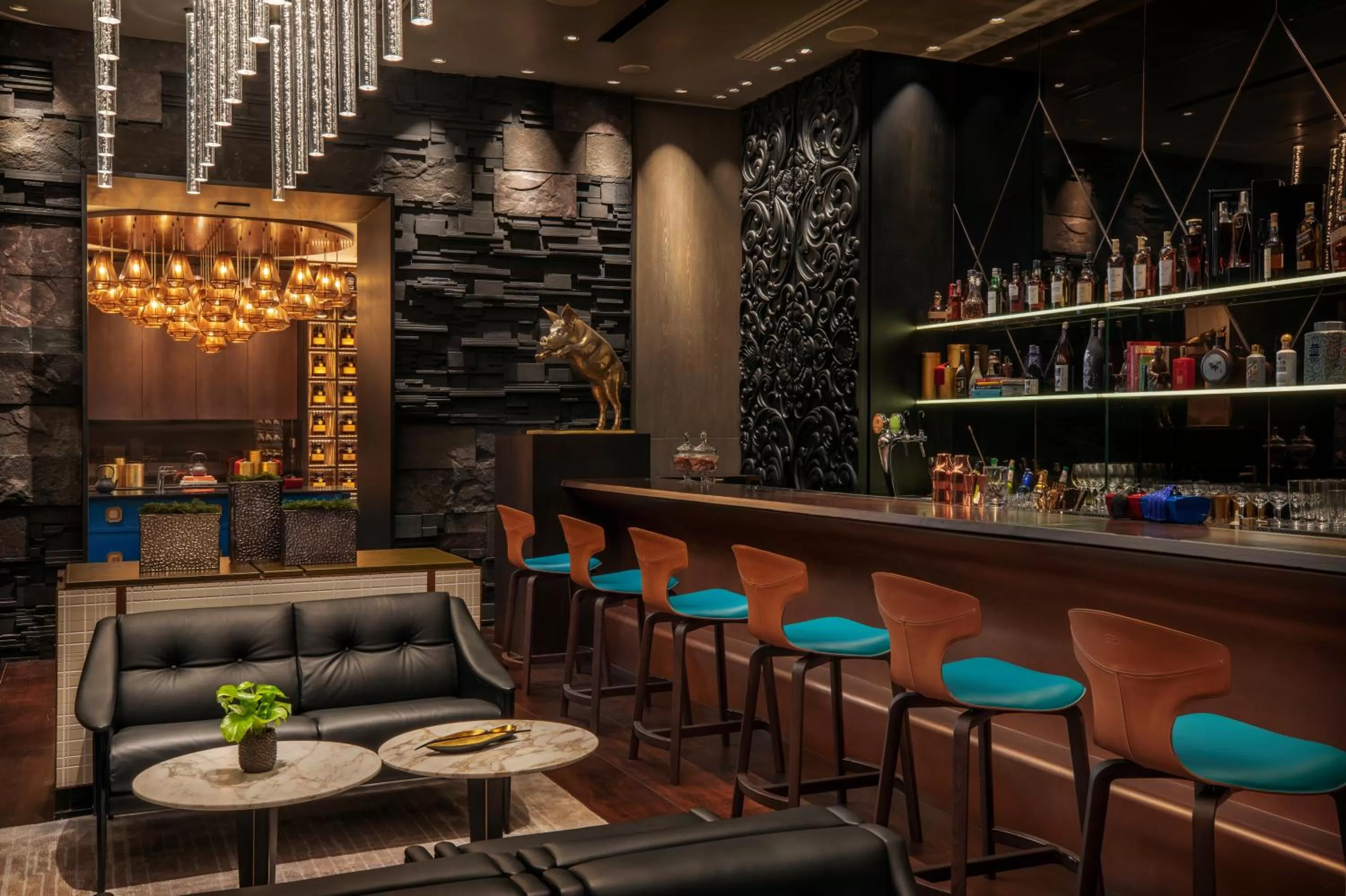 Restaurant/places to eat in Rosewood Phnom Penh