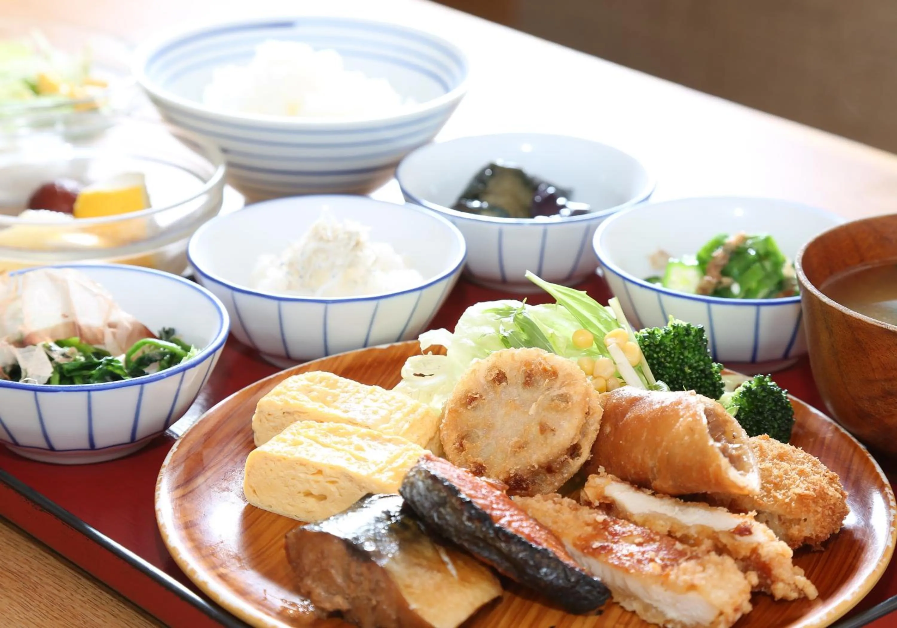 Buffet breakfast in Daiwa Roynet Hotel Kobe Sannomiya