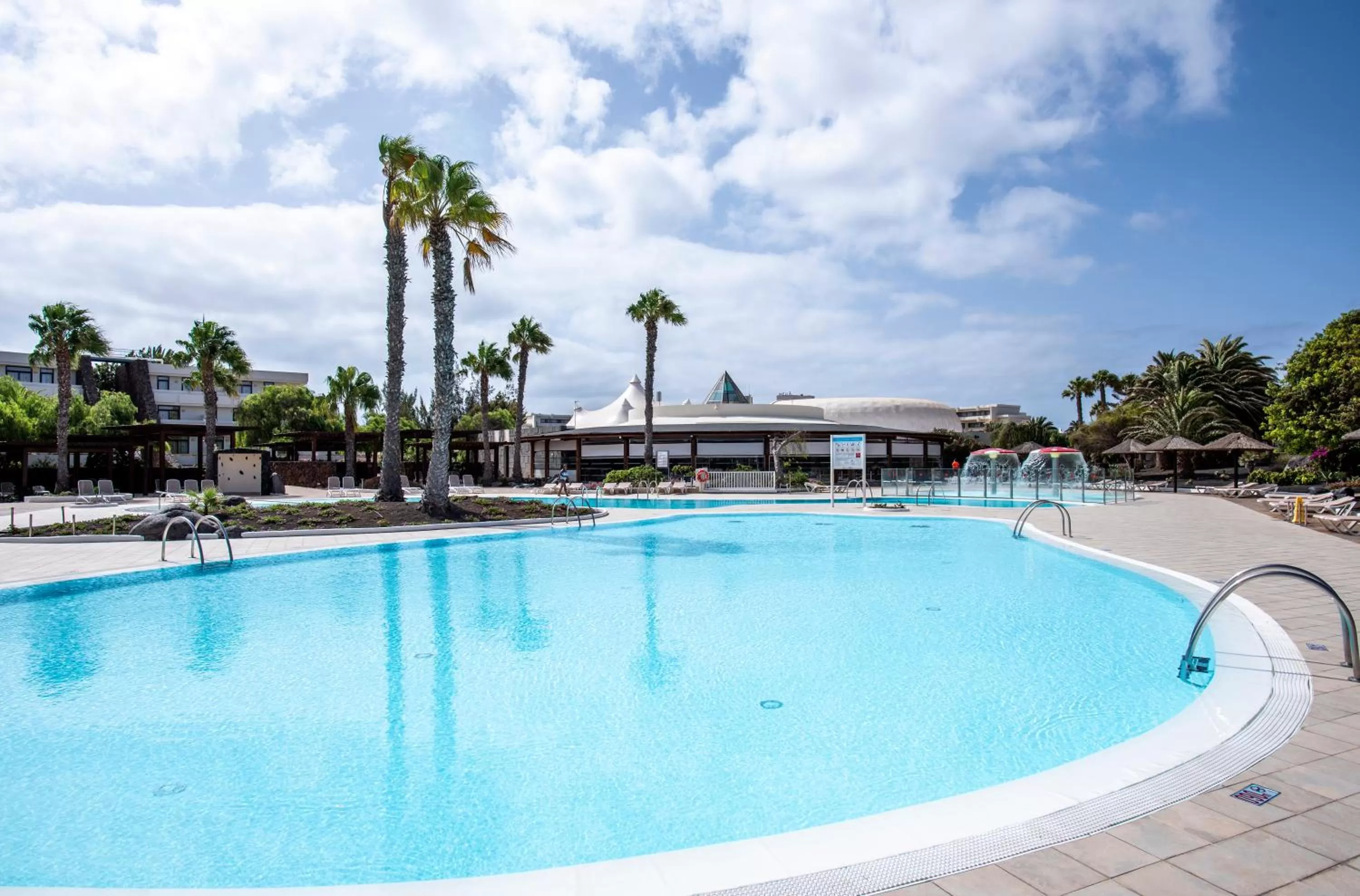 Swimming pool in Los Zocos Impressive Lanzarote