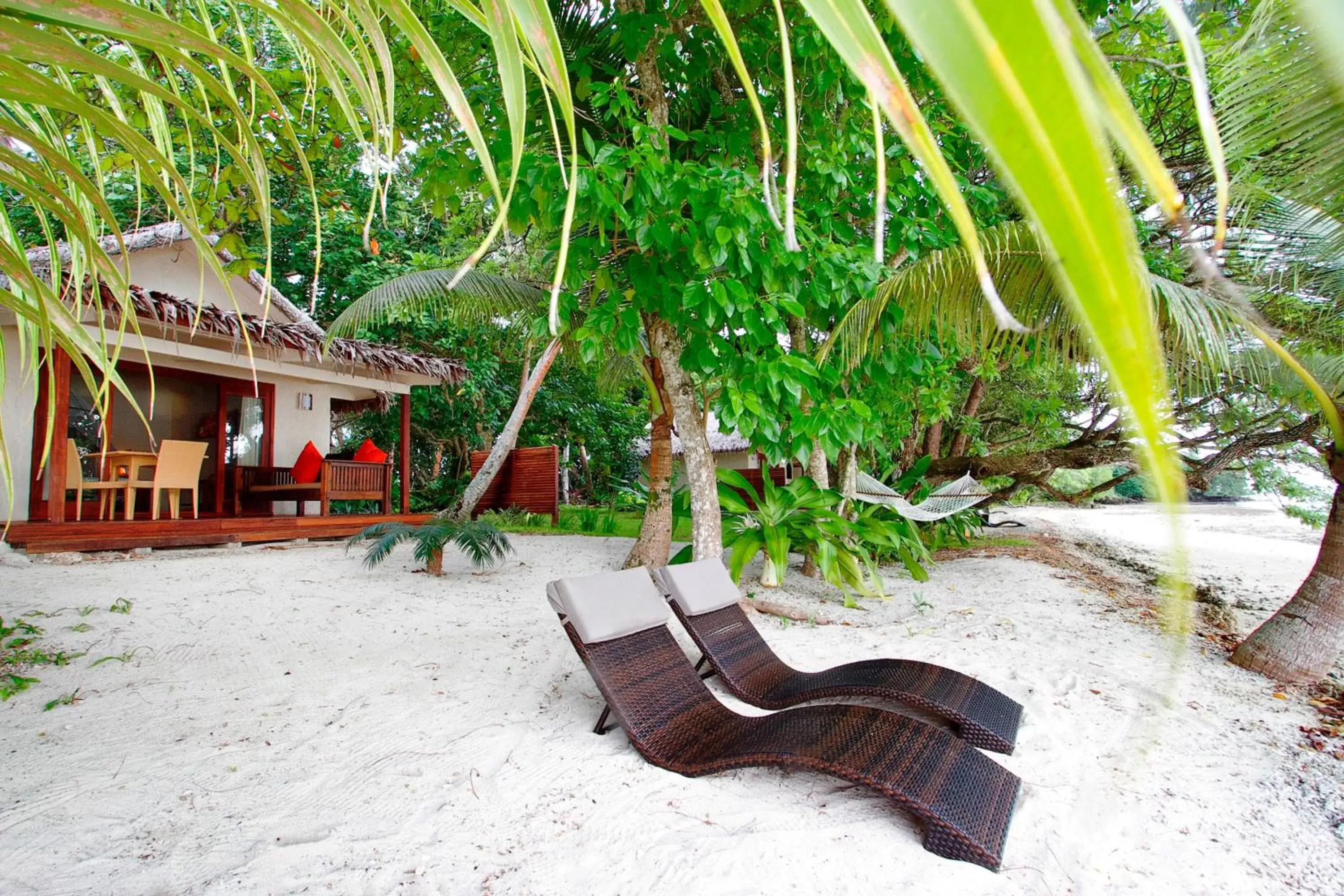 Beachfront Deluxe Spa Villa in Erakor Island Resort & Spa Beachfront Deluxe Spa Villa in Erakor Island Resort & Spa