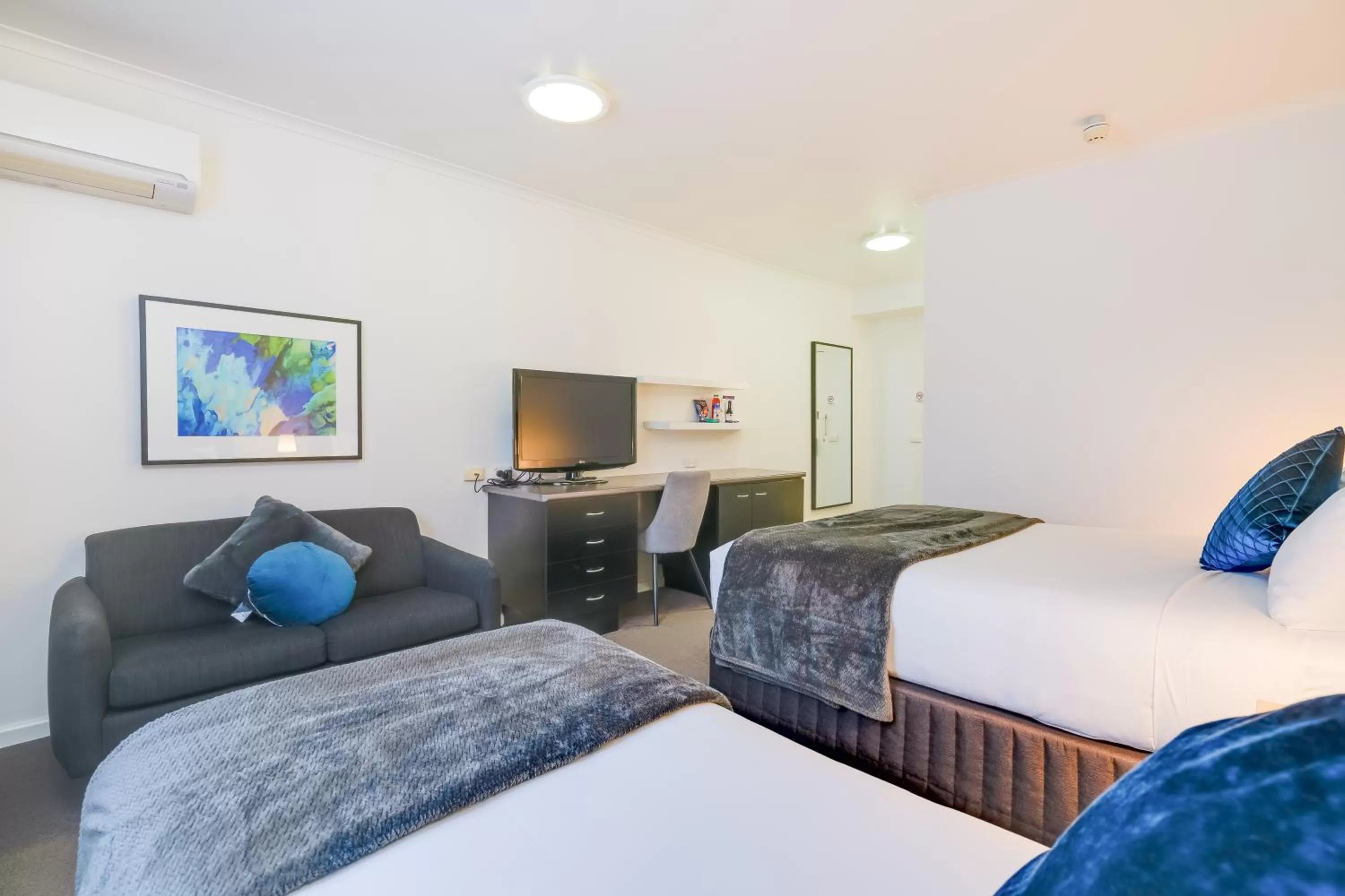 Bedroom, Bed in Mercure Albury