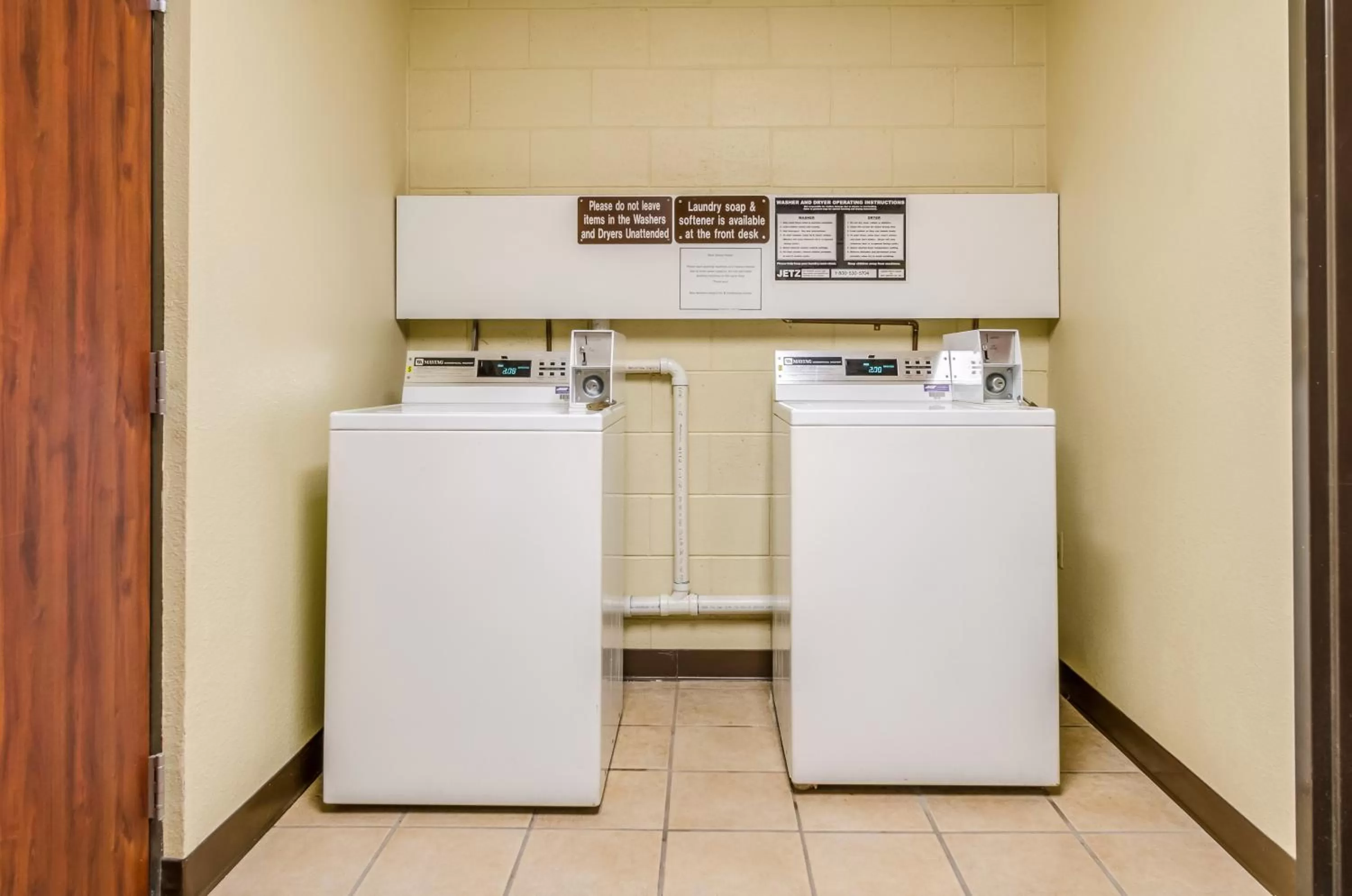 laundry in Red Roof Inn & Conference Center Wichita Airport