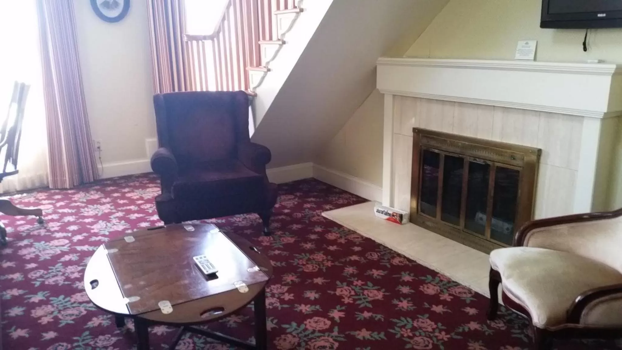 Seating area in Mendocino Hotel & Garden