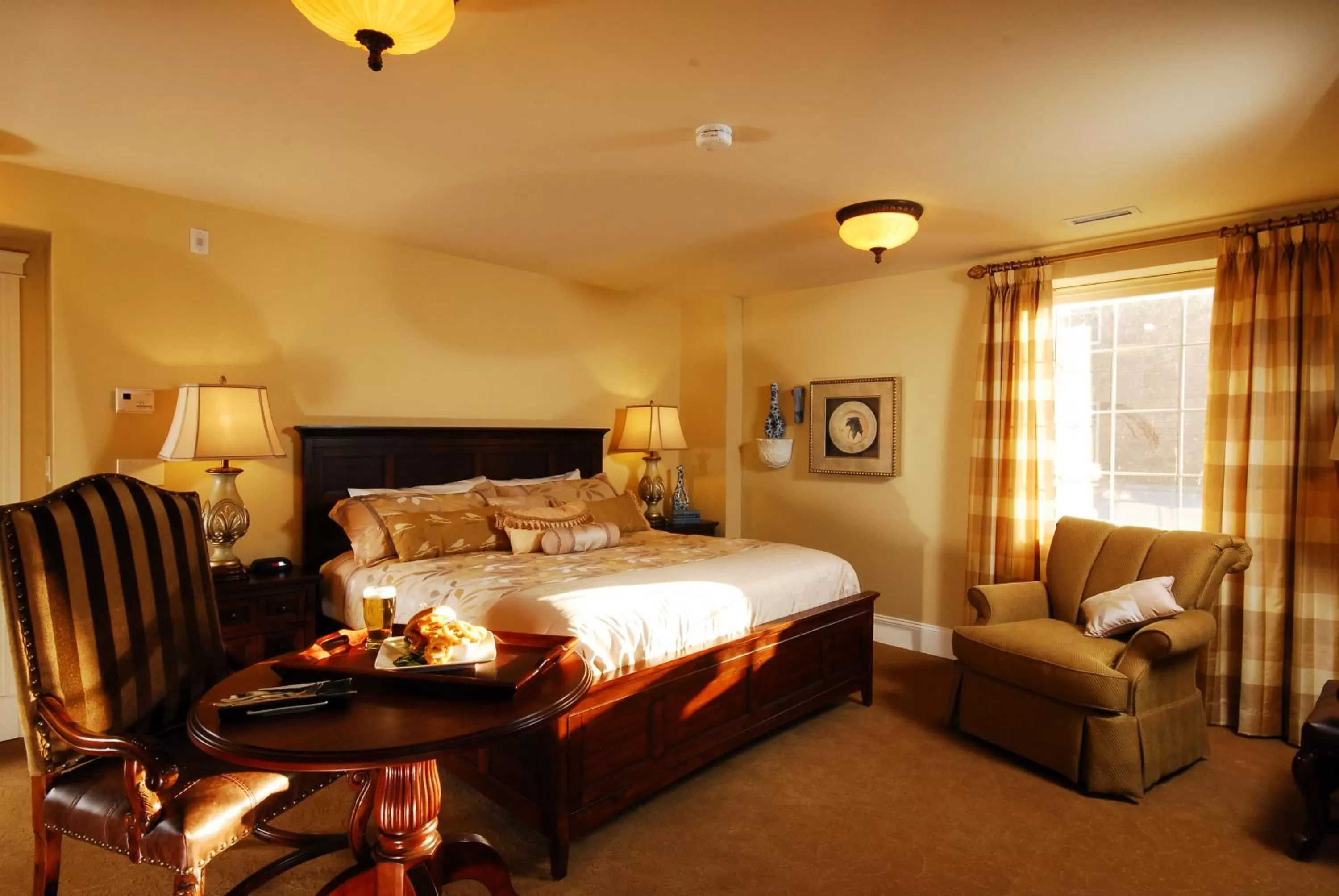 Bedroom, Bed in Grant Hall Hotel