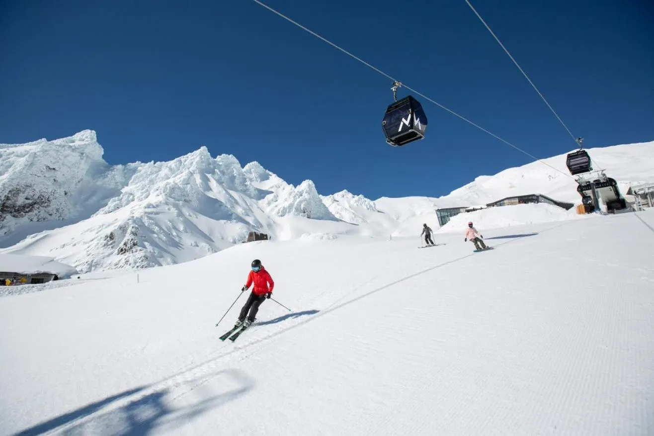 Parklands Motorlodge & Holiday Park