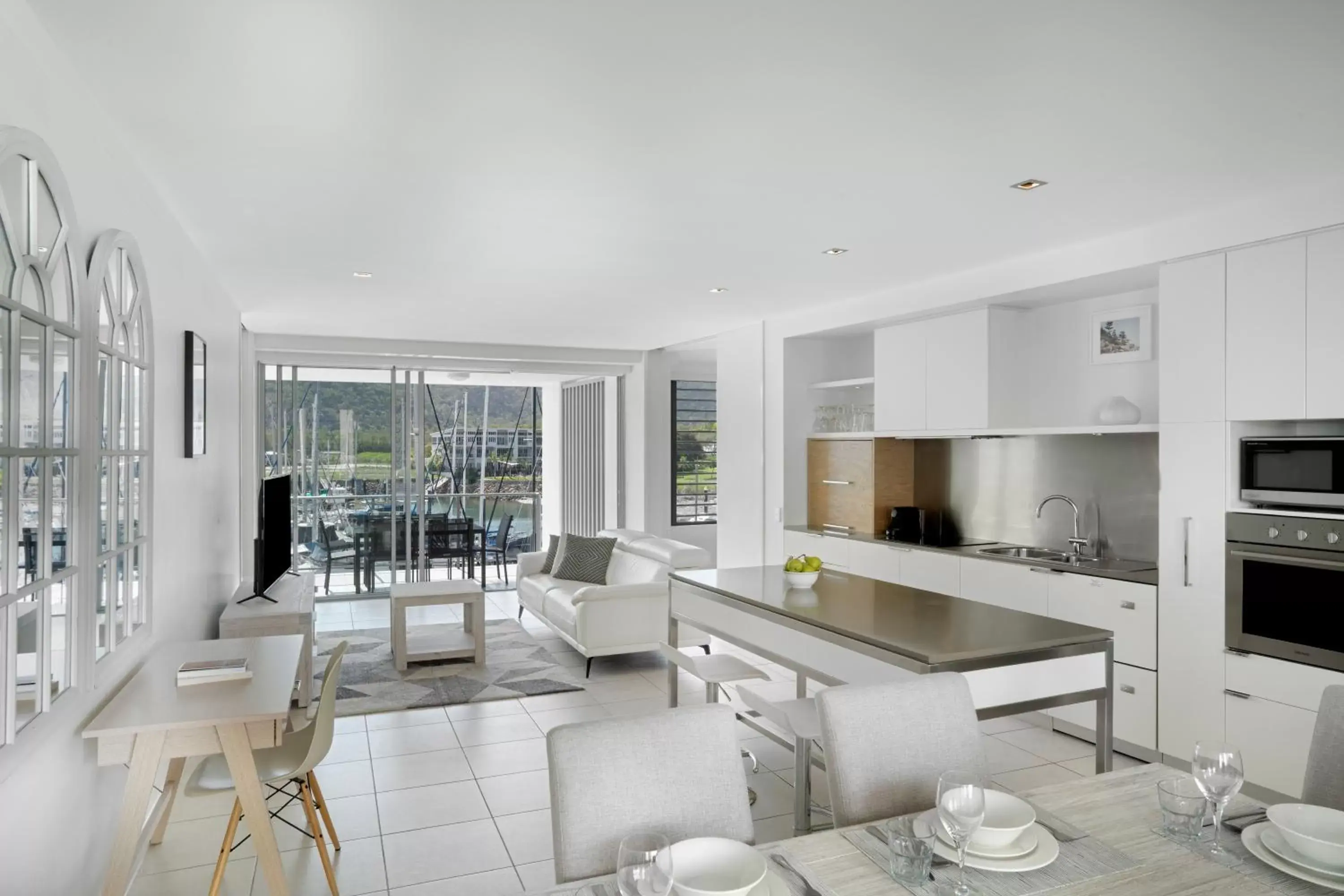 Three-Bedroom Apartment in Peppers Blue on Blue Three-Bedroom Apartment in Peppers Blue on Blue