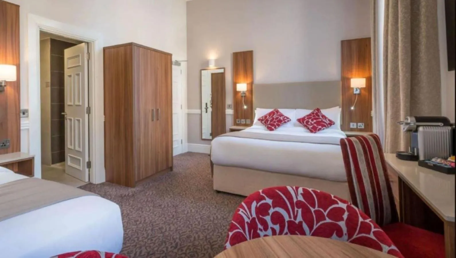 Bed in Belvedere Hotel, Dublin City Centre