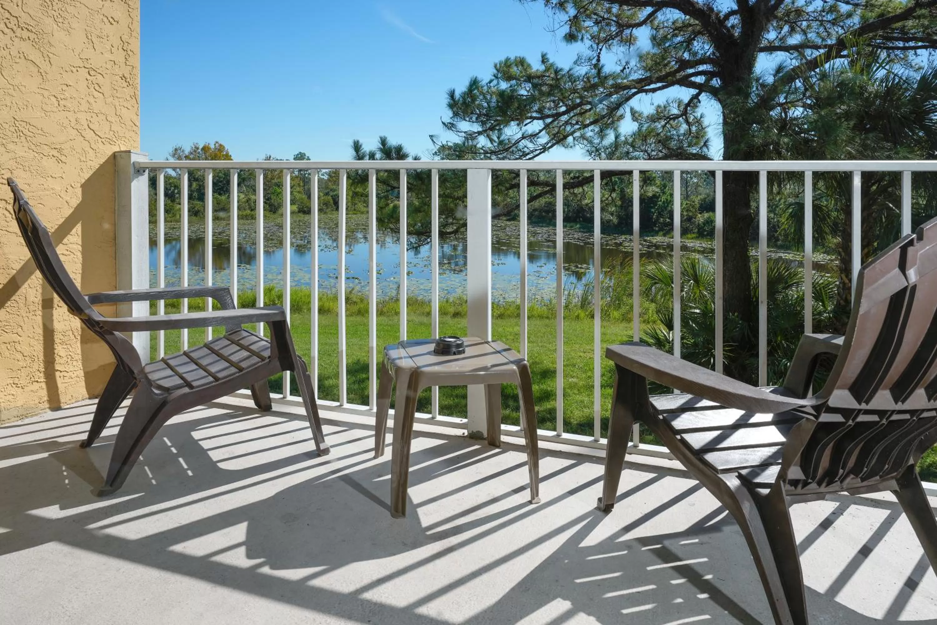 Balcony/Terrace in Parc Corniche Condominium Suites