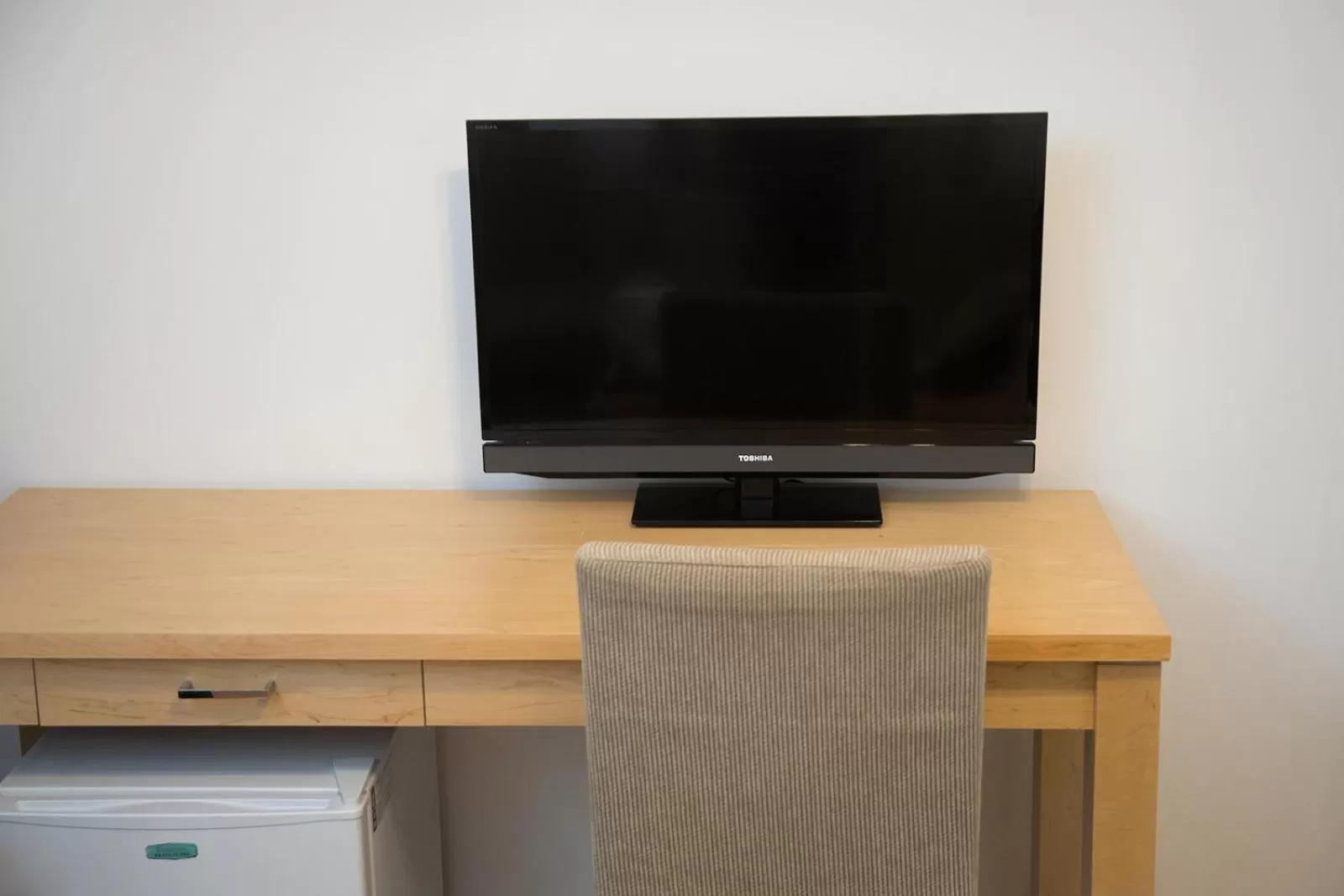 Photo of the whole room, TV/Entertainment Center in Hotel El faro