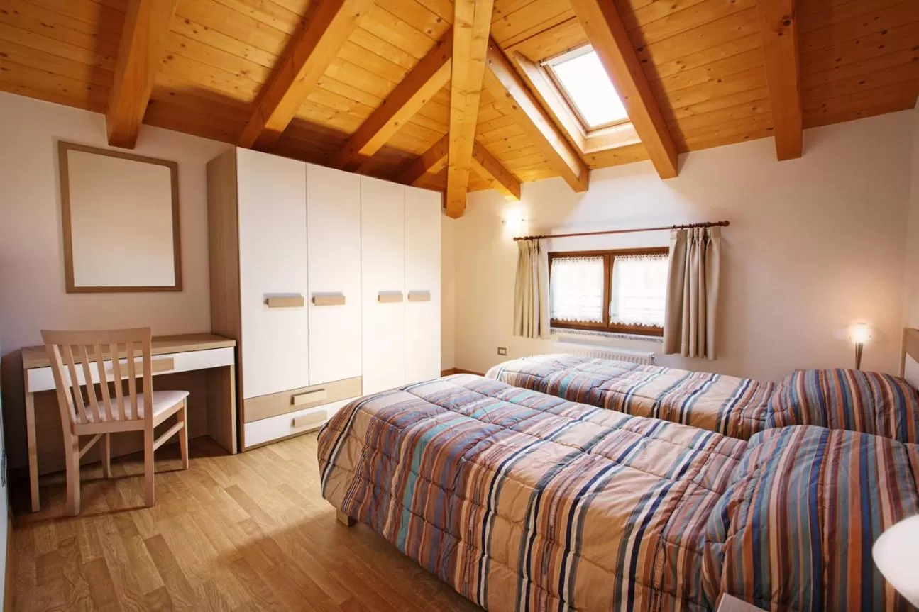 Day, Bed in Albergo Diffuso Tolmezzo