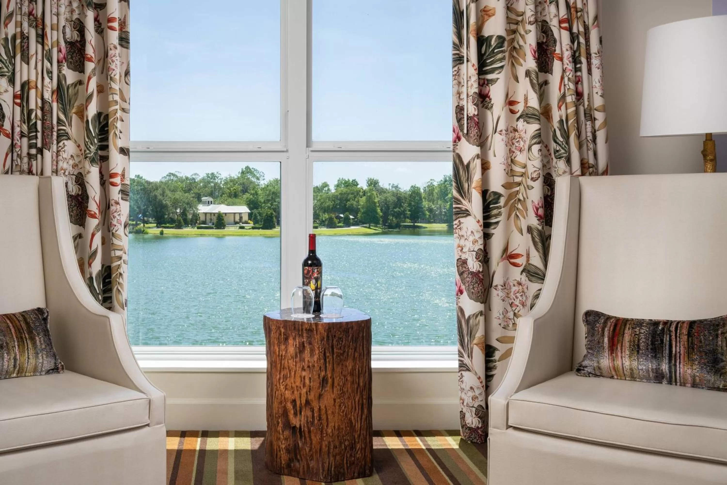 1 Bedroom Suite, 1 King, Sofa bed in Celebration Hotel