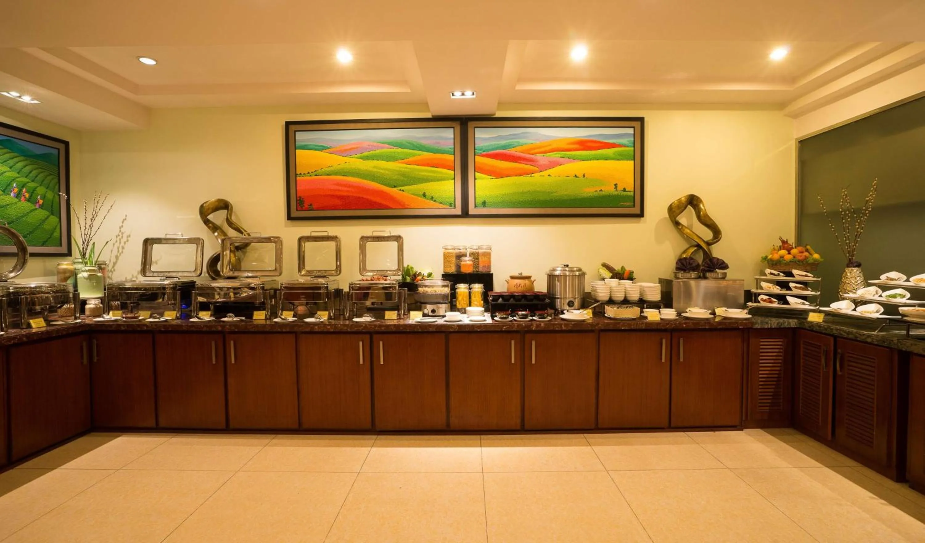 Restaurant/places to eat in Best Western Green Hill Hotel