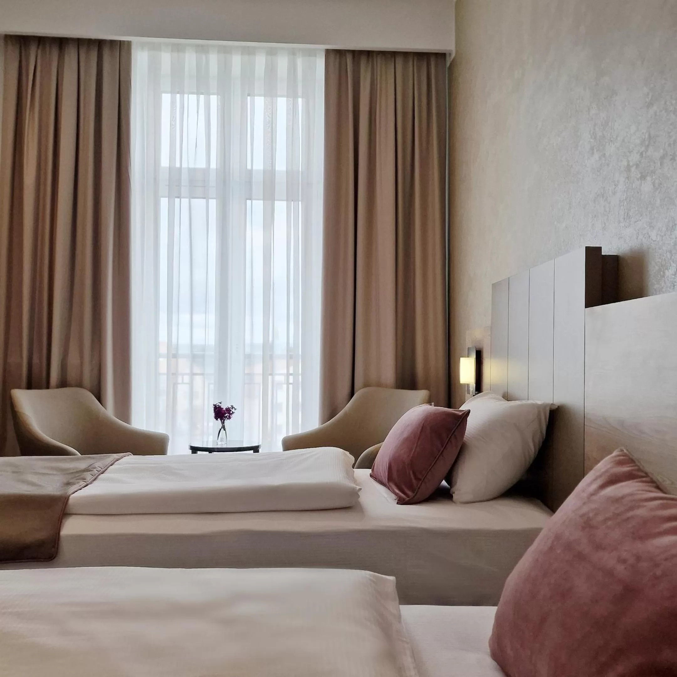 Bed in Hotel Kaiserhof