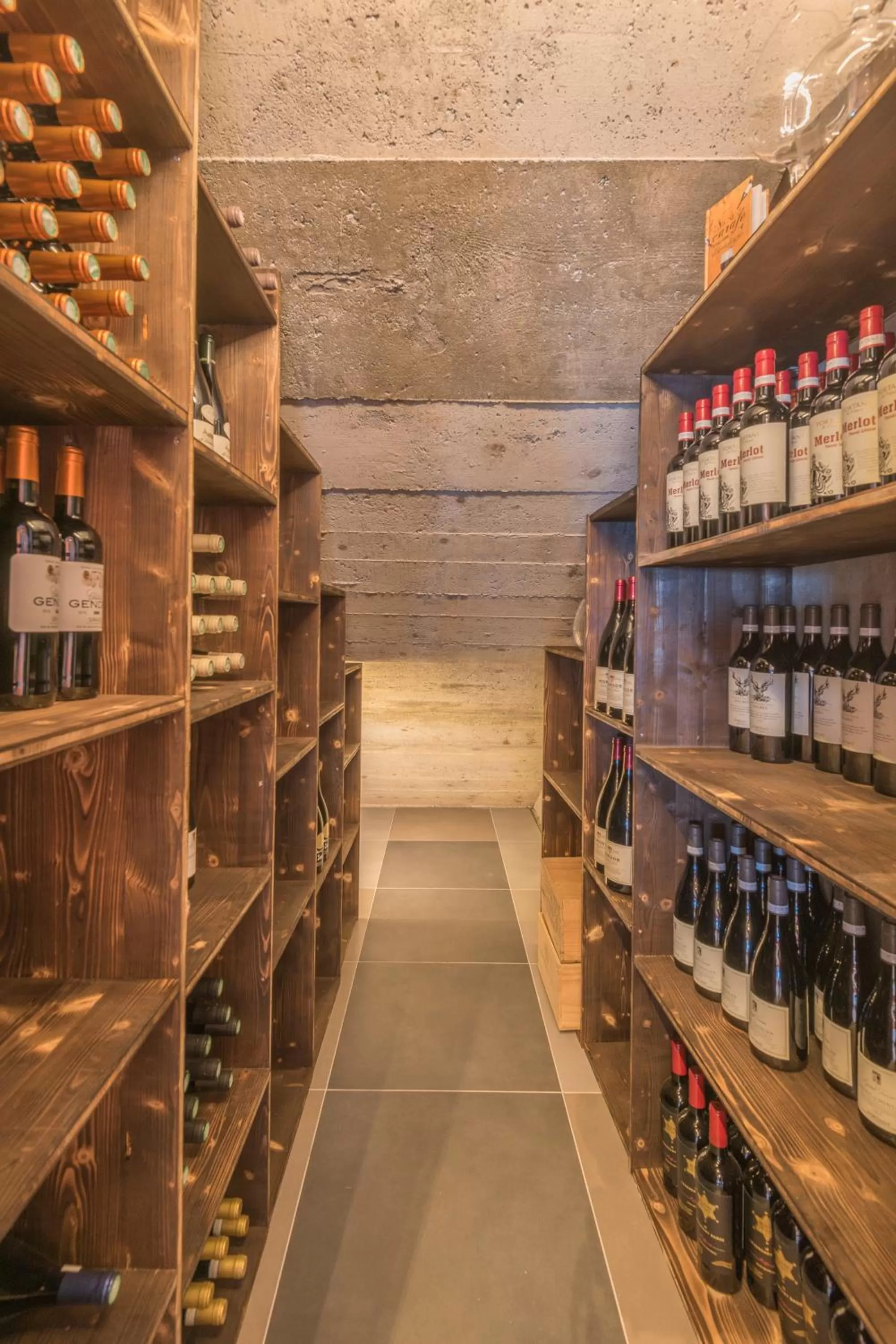 Restaurant/places to eat in Hôtel La Chaumière