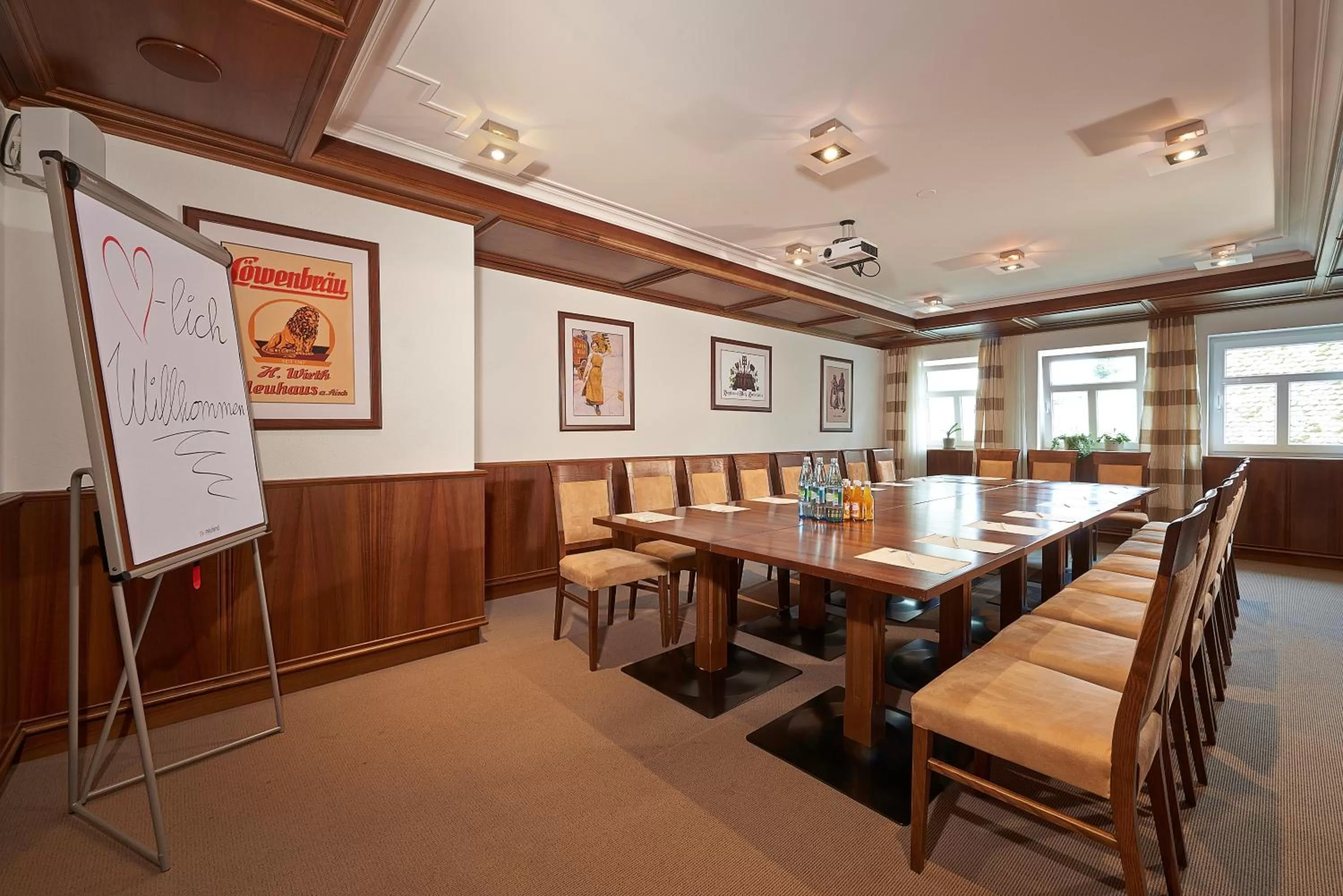 Business facilities in Brauereigasthof Zum Löwenbräu