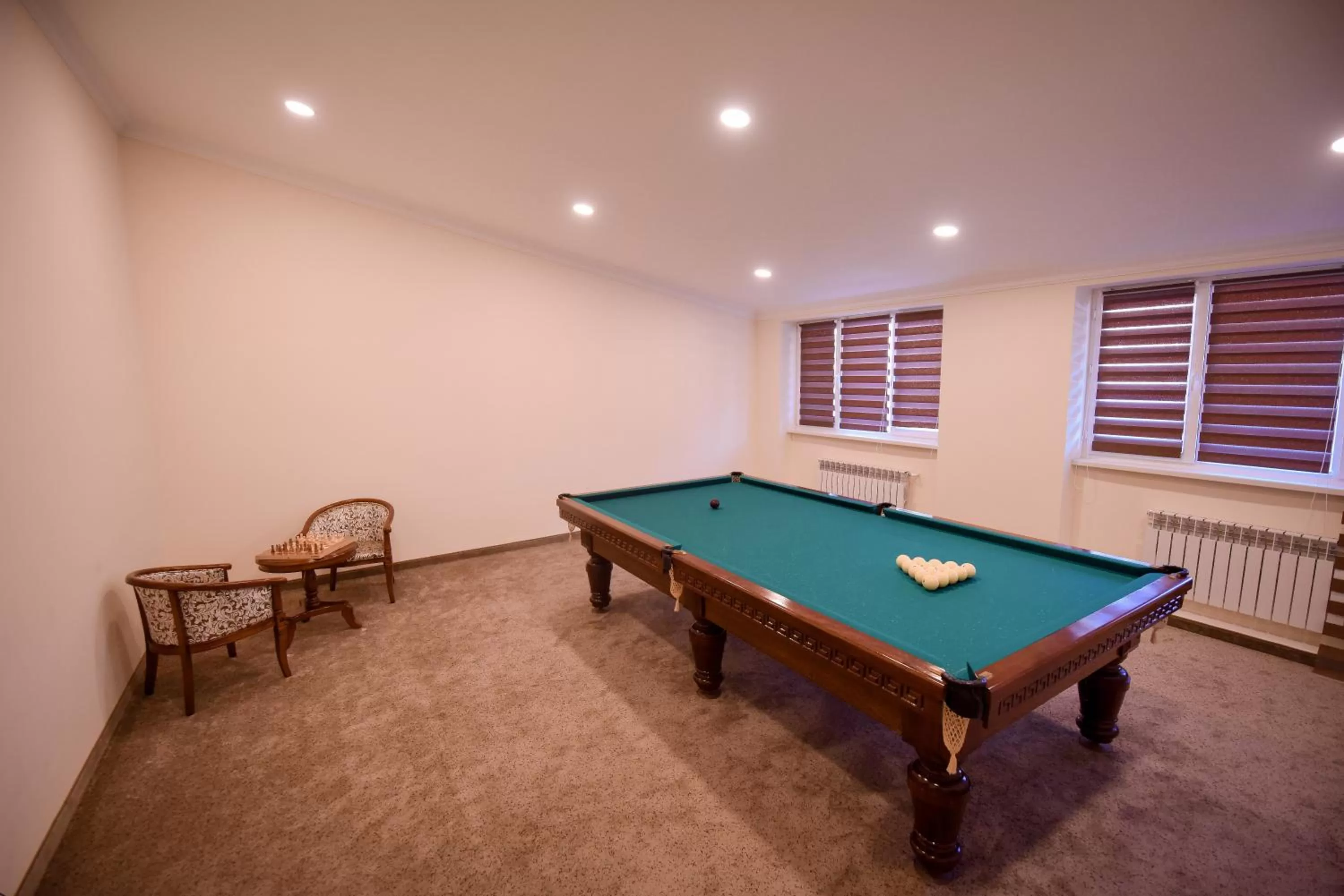 Billiard, Billiards in Laguna Hotel