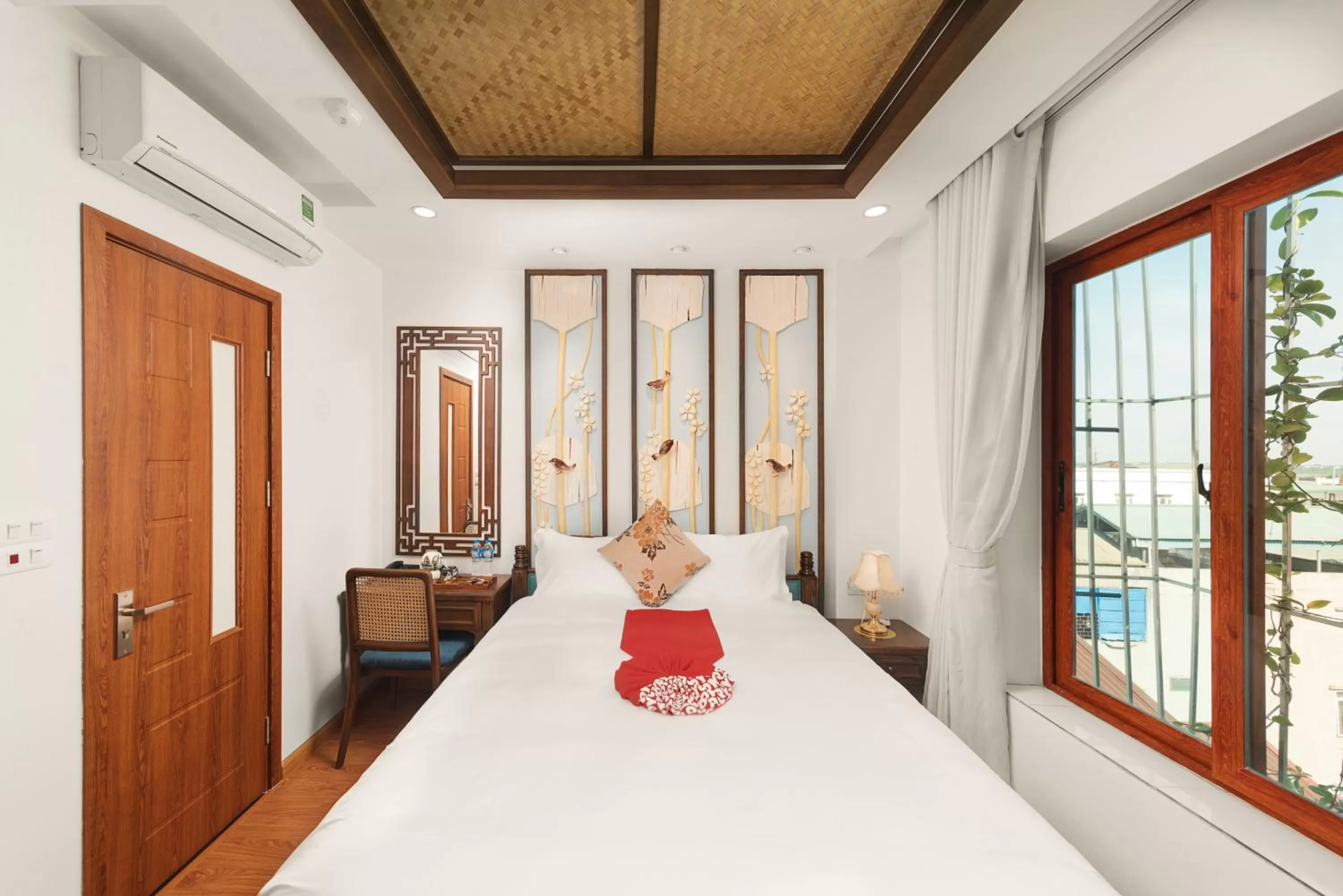 Bed in Veshia Hotel & Spa