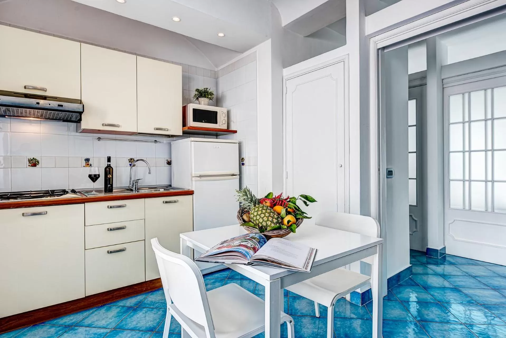 Kitchen or kitchenette in Gocce Di Capri Resort