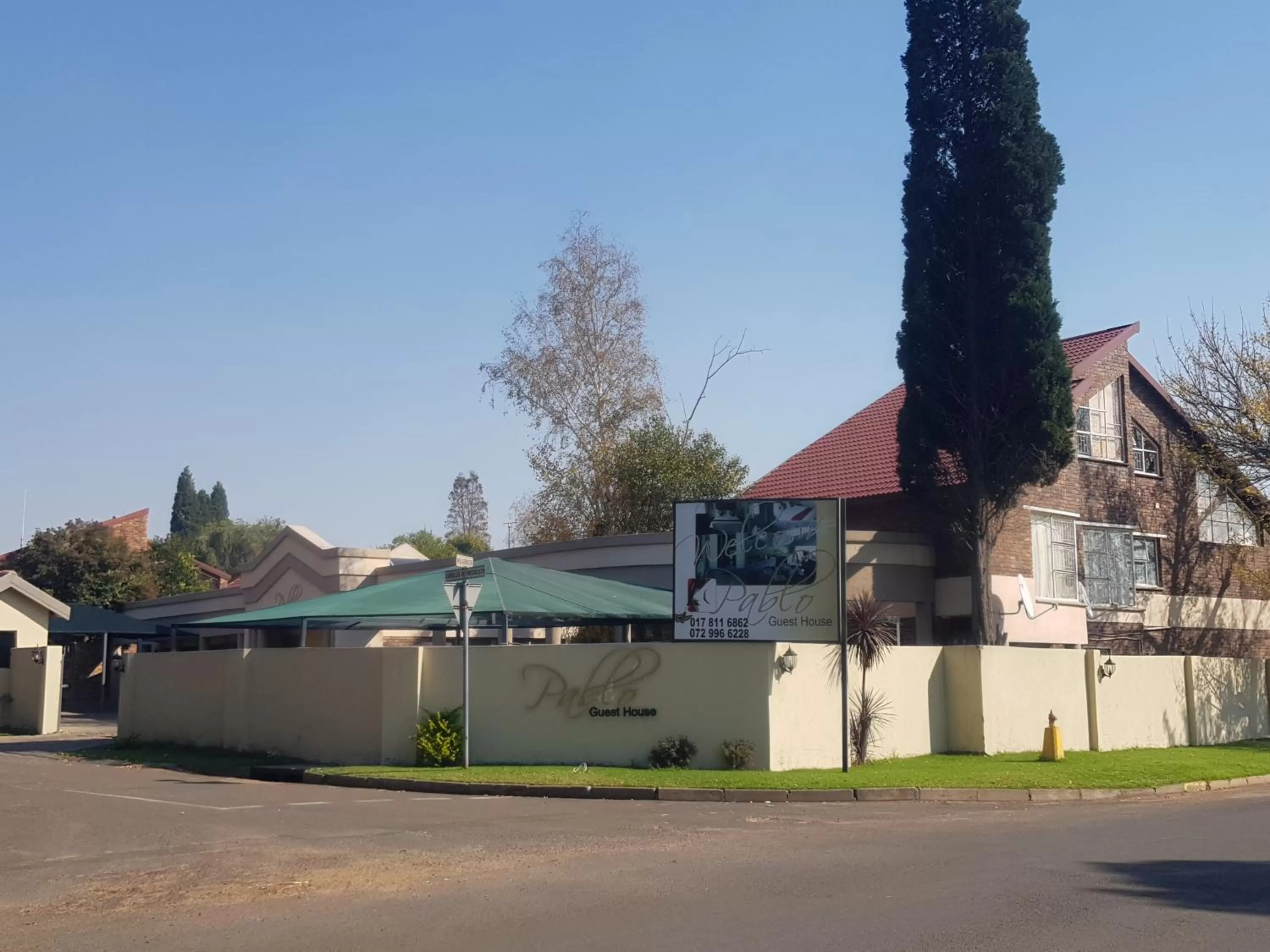 Property Building in Pablo Guesthouse