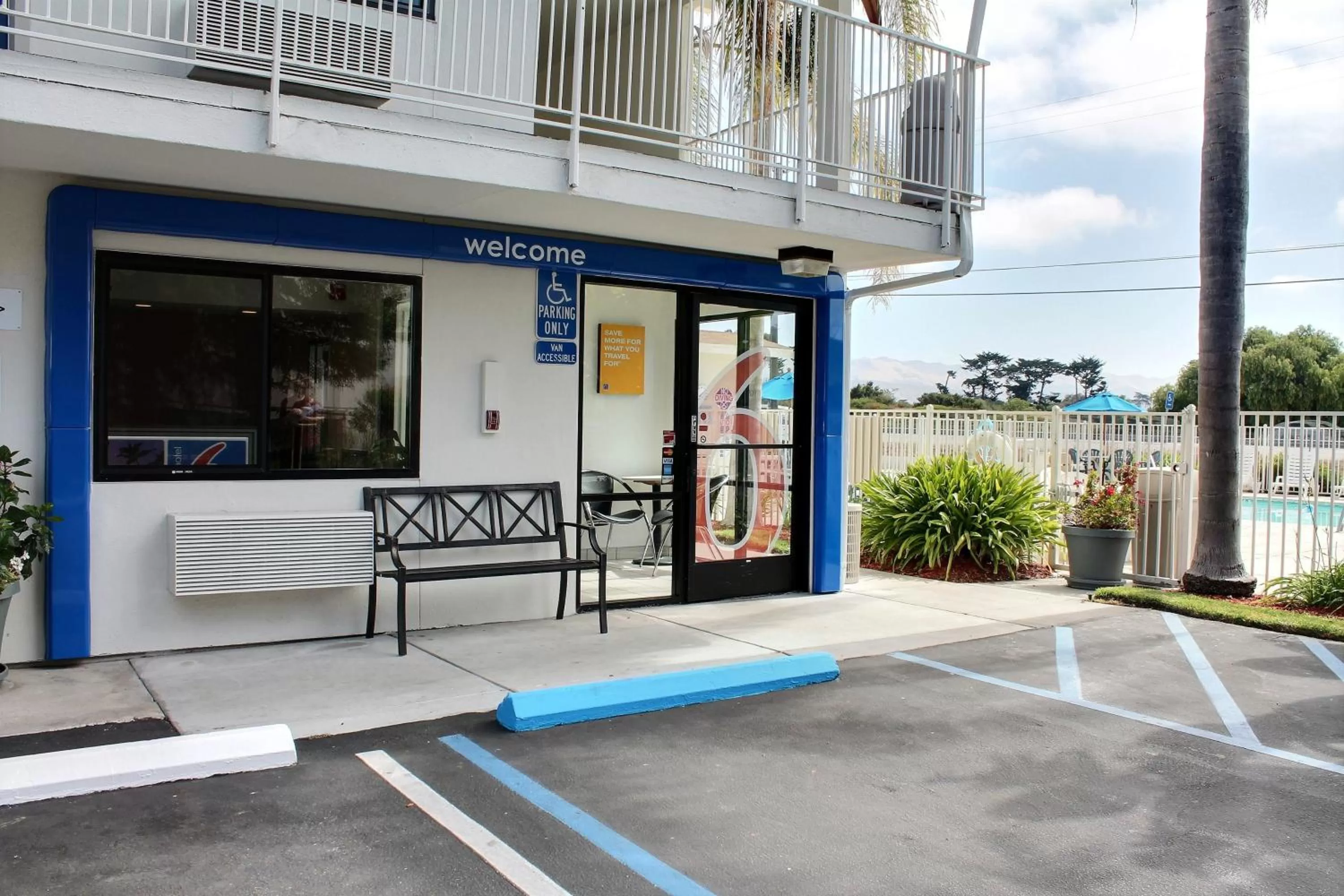 Lobby or reception in Motel 6-San Luis Obispo, CA - North