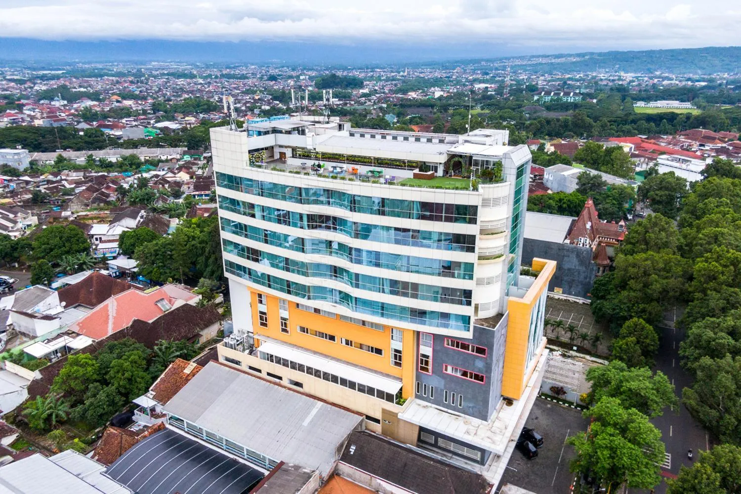 Property building in THE 1O1 Malang OJ