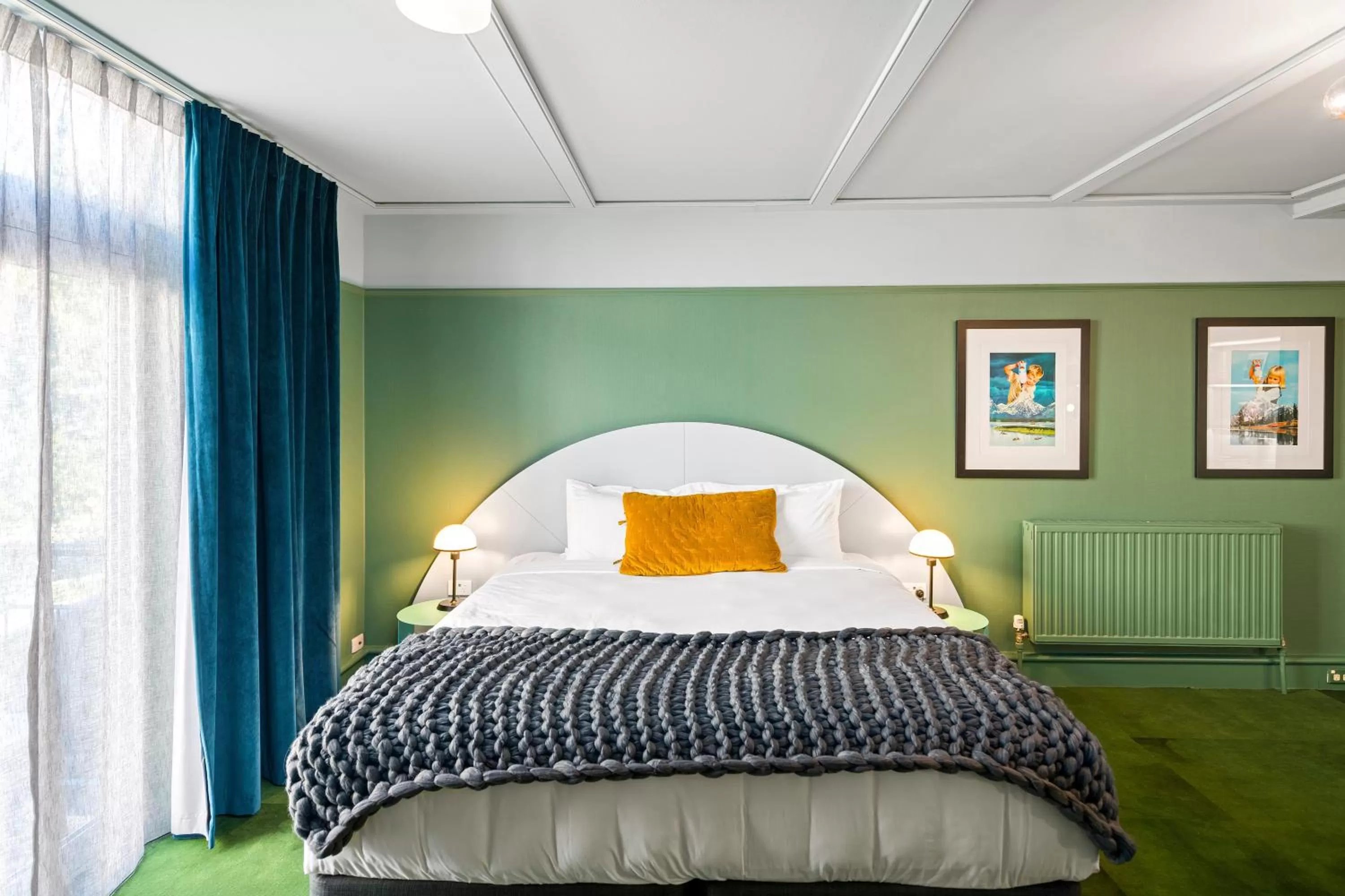 Bedroom, Bed in The Central Hotel Queenstown, A Naumi Chapter