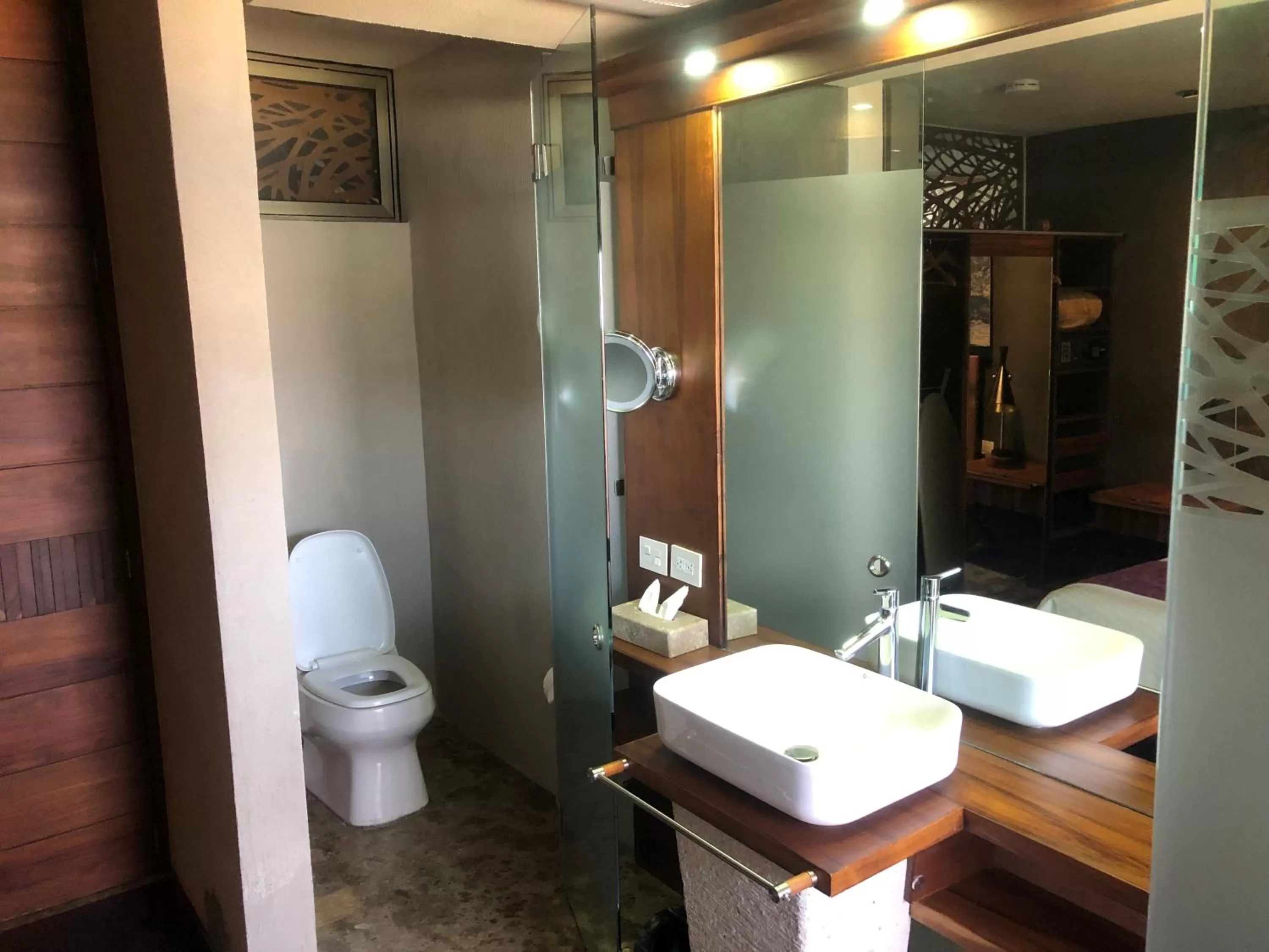 Toilet in Gamma Monterrey Rincon de Santiago