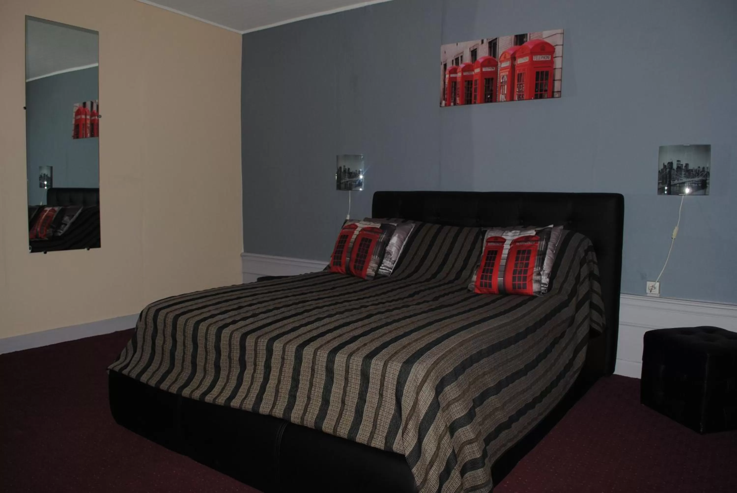 Bed in Taverne de la paix