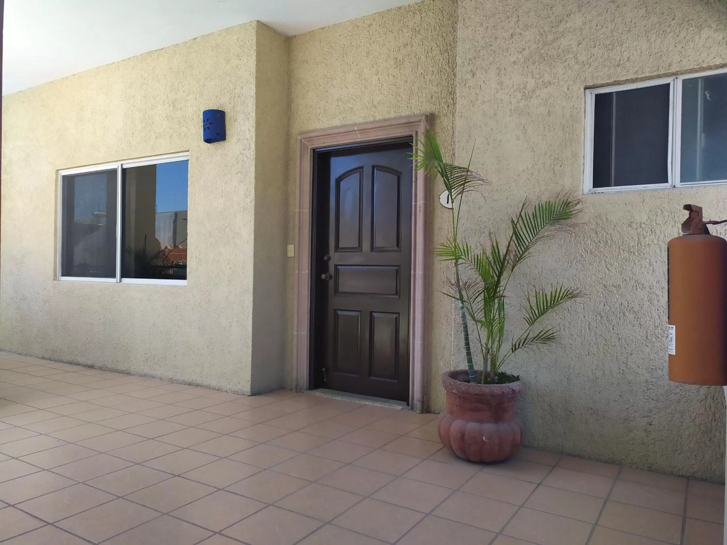Property building in Las Gaviotas Condo-Hotel La Paz BCS