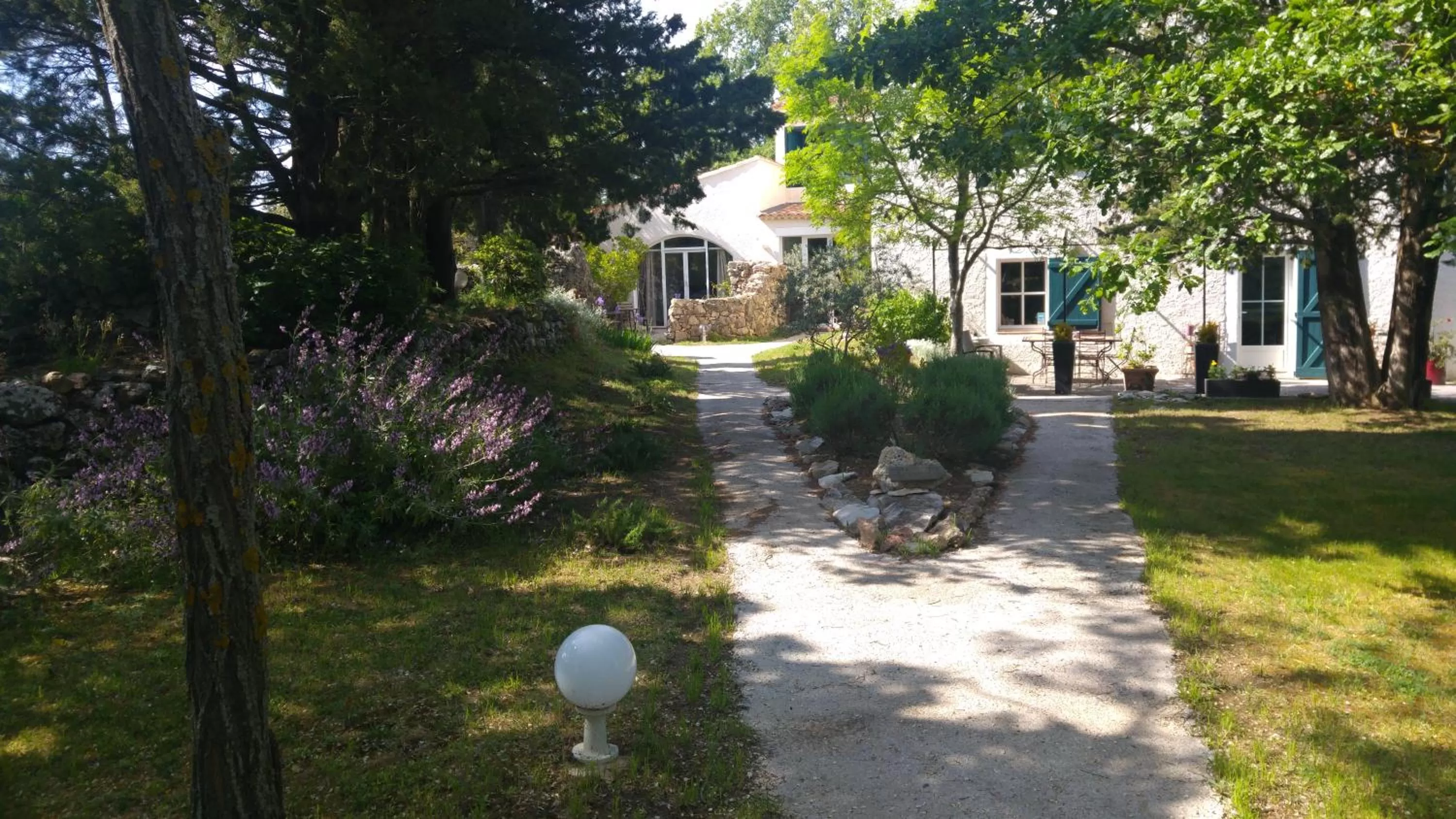 Garden in Le Moulin de Varrians