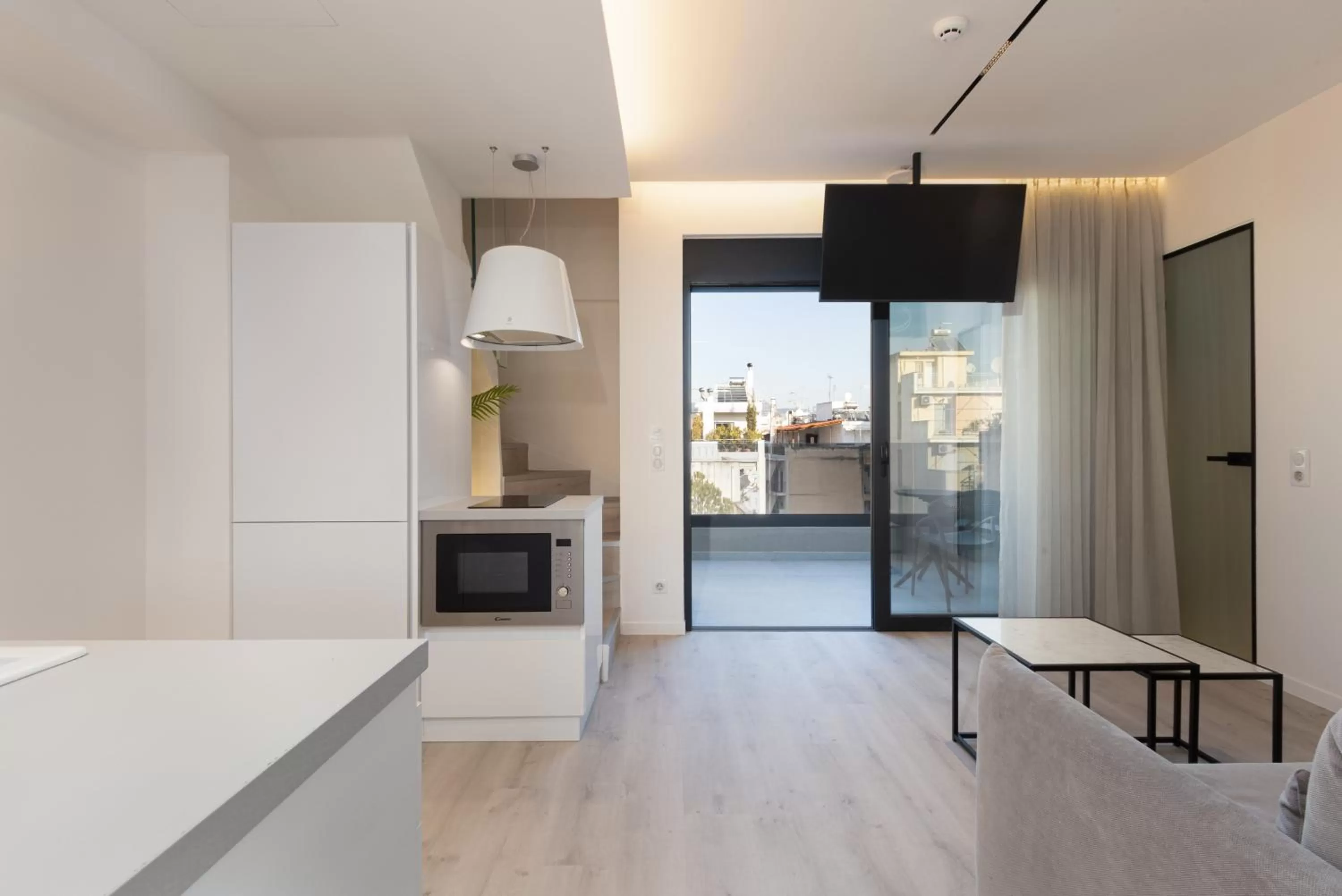 TV and multimedia in Incanto Boutique Suites - Neos Kosmos